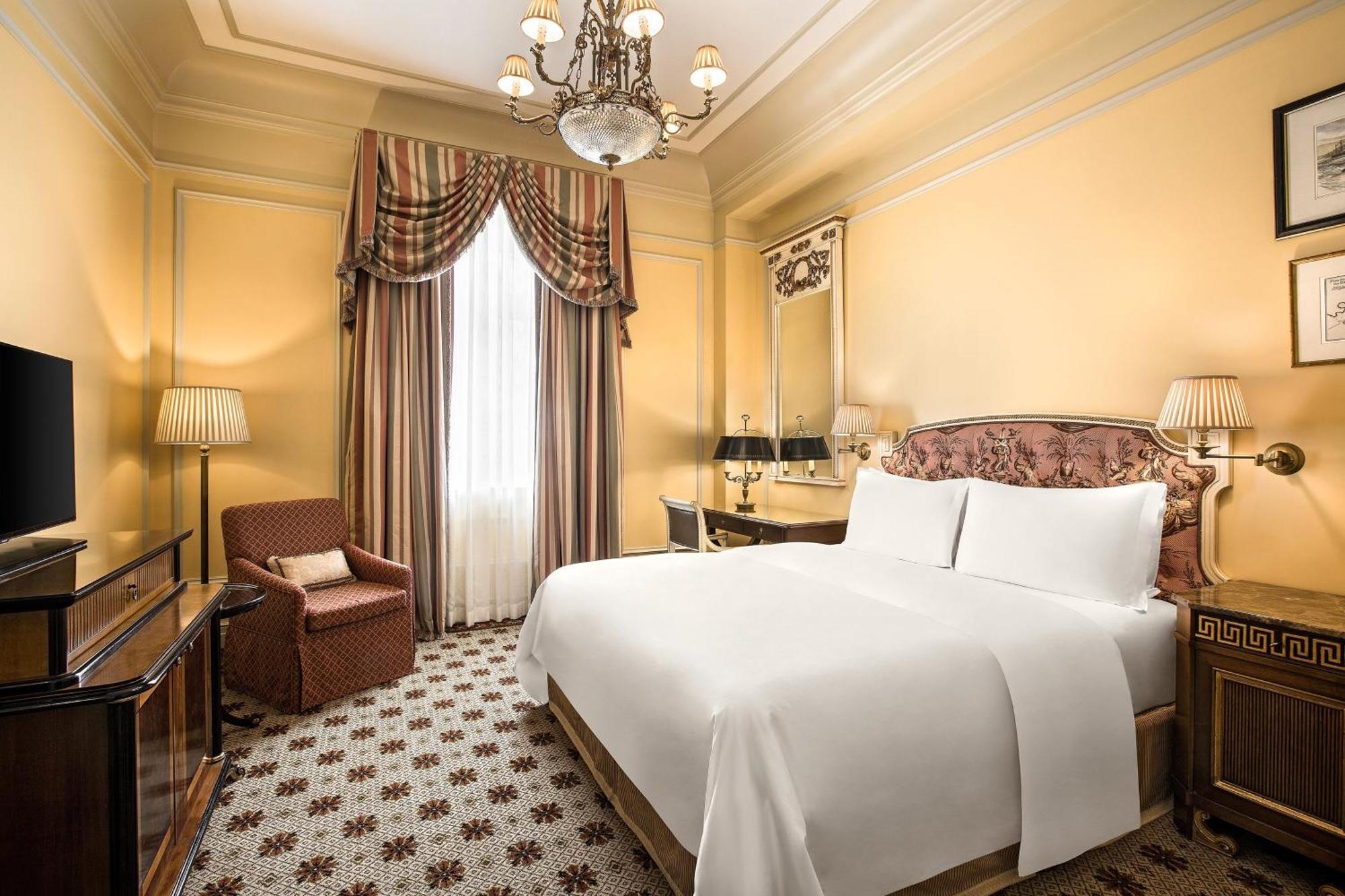 Classic, Guest room, 1 King, Courtyard view,1572626987:JPEG