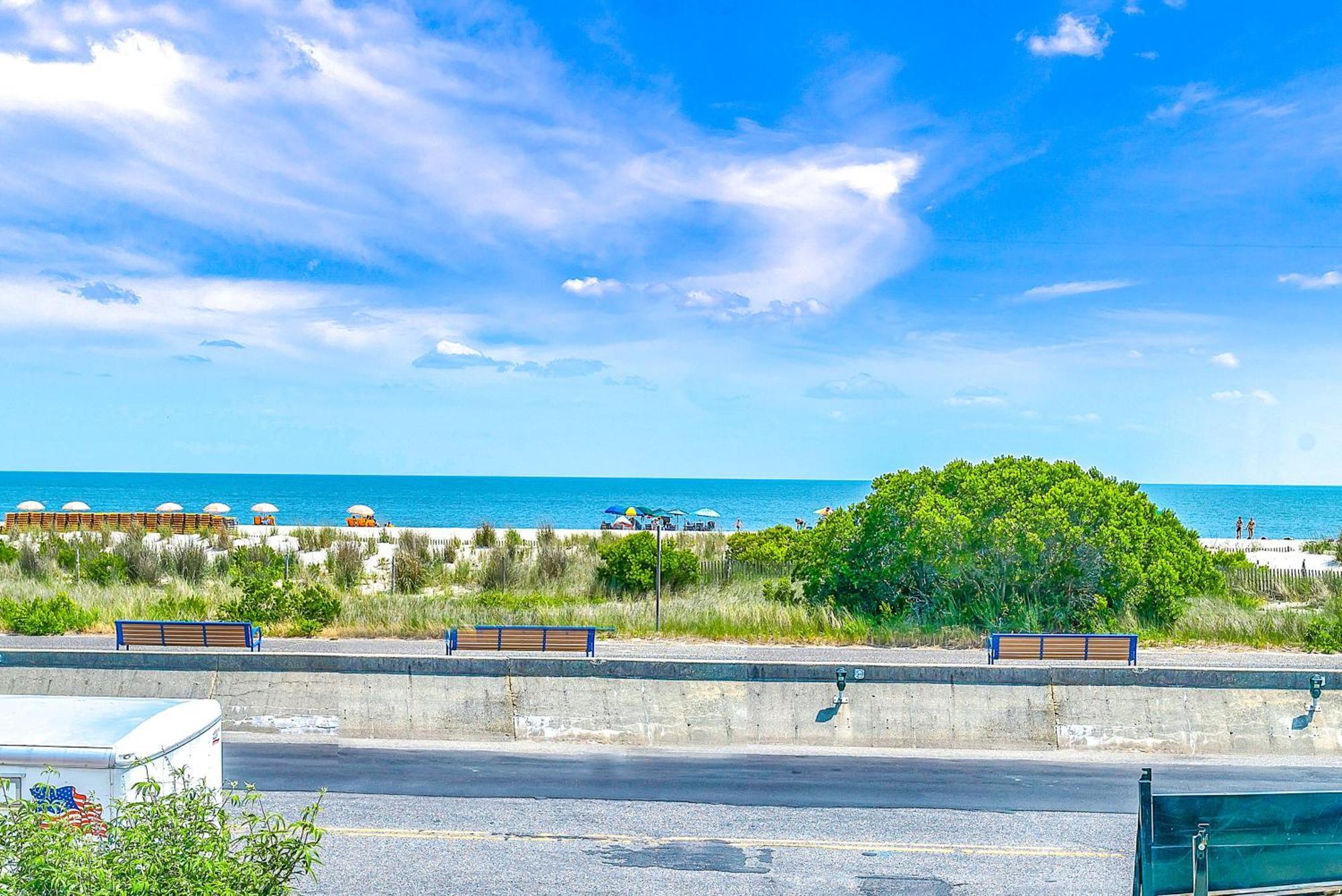 Studio with Ocean View,1584693957:JPEG