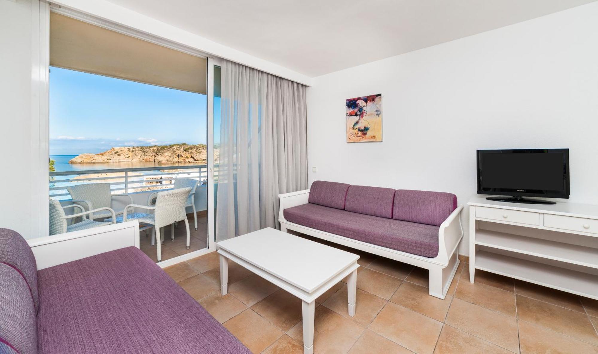 Apartment with Sea View,1559471422:JPEG