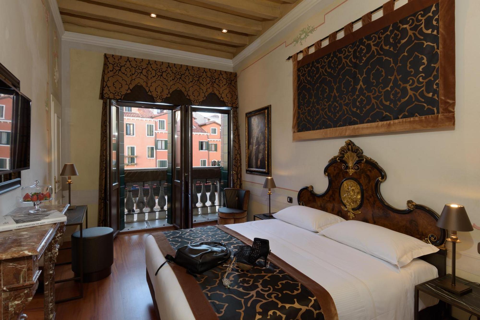 Deluxe Double Room,1153381488:JPEG