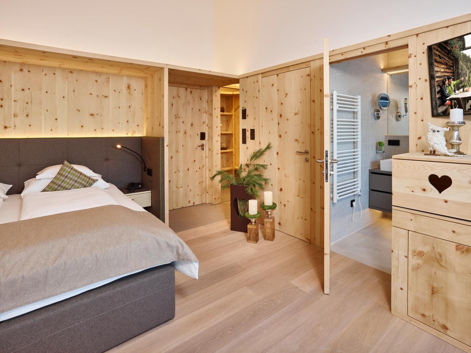 Deluxe Double or Twin Room Balcony