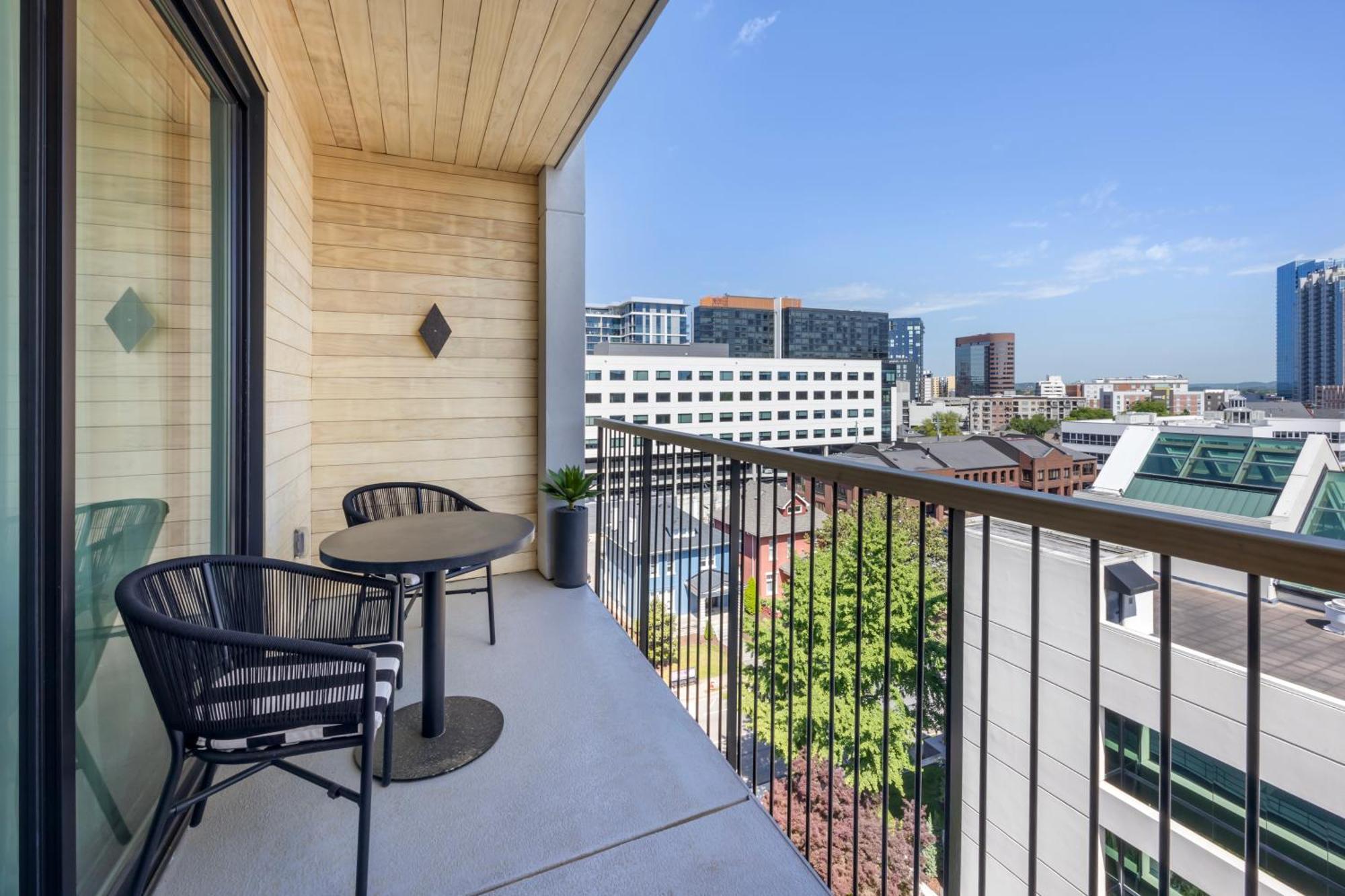 2 Bedroom Suite with Balcony/Patio,1584988254:JPEG