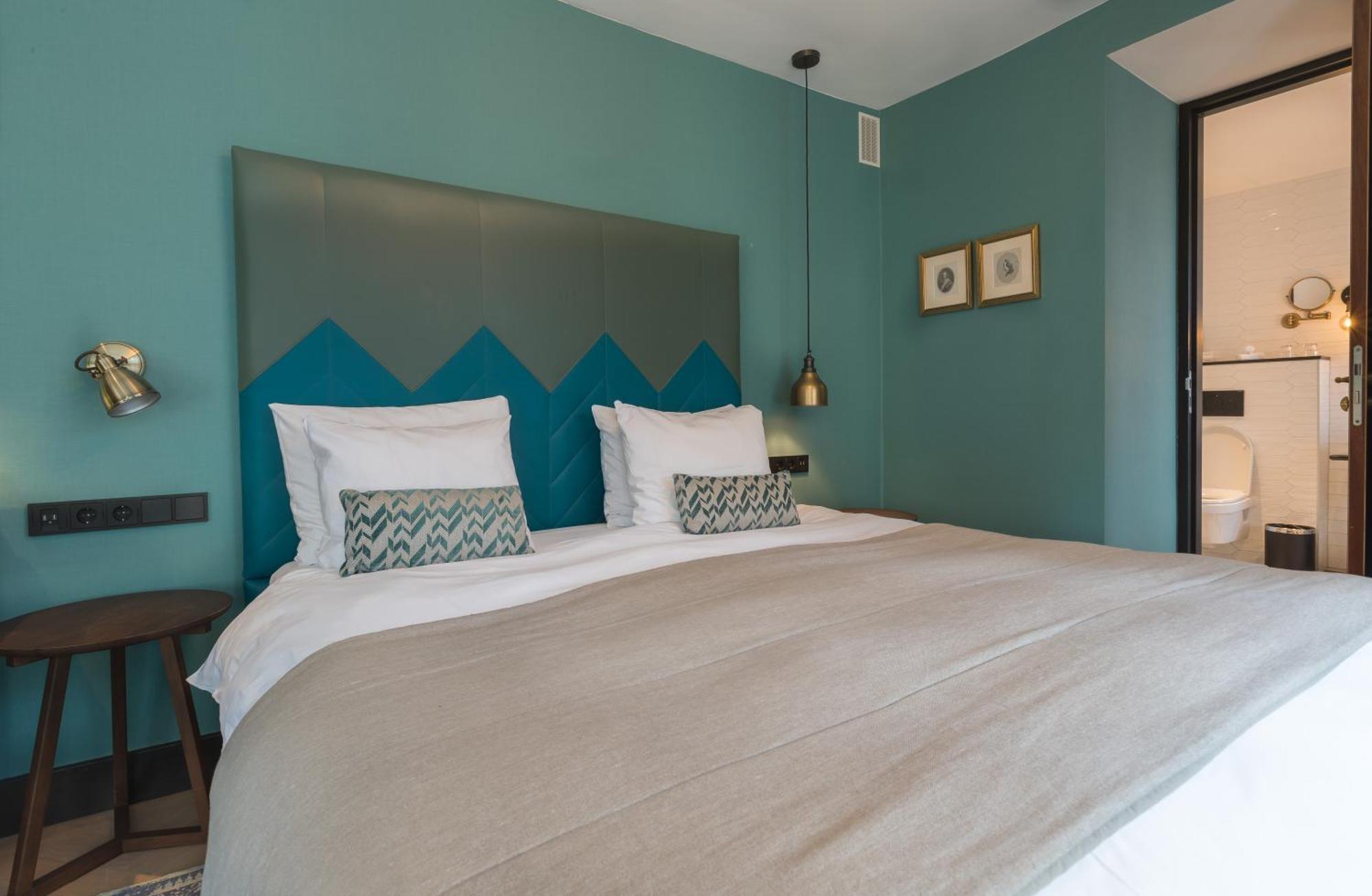 King Room