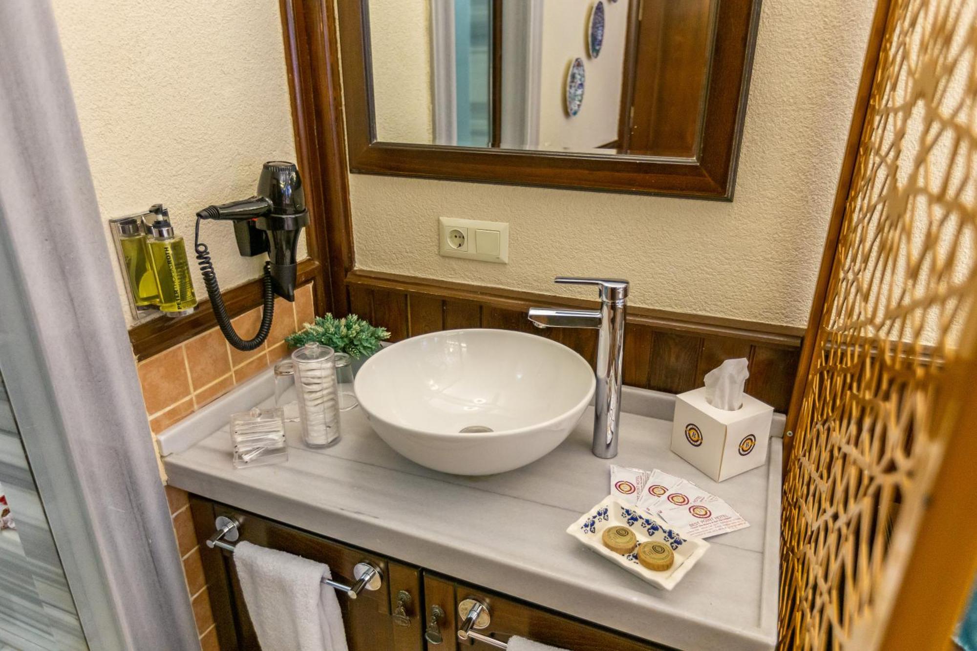 Double Room Private Hammam & Garden or Ground Floor 20m2
