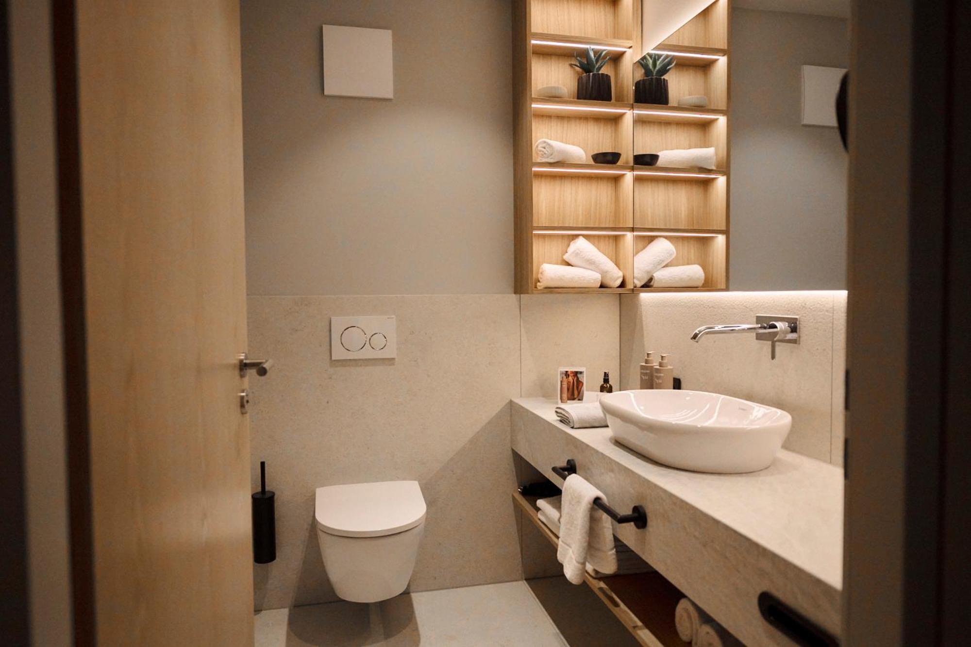 Comfort Room