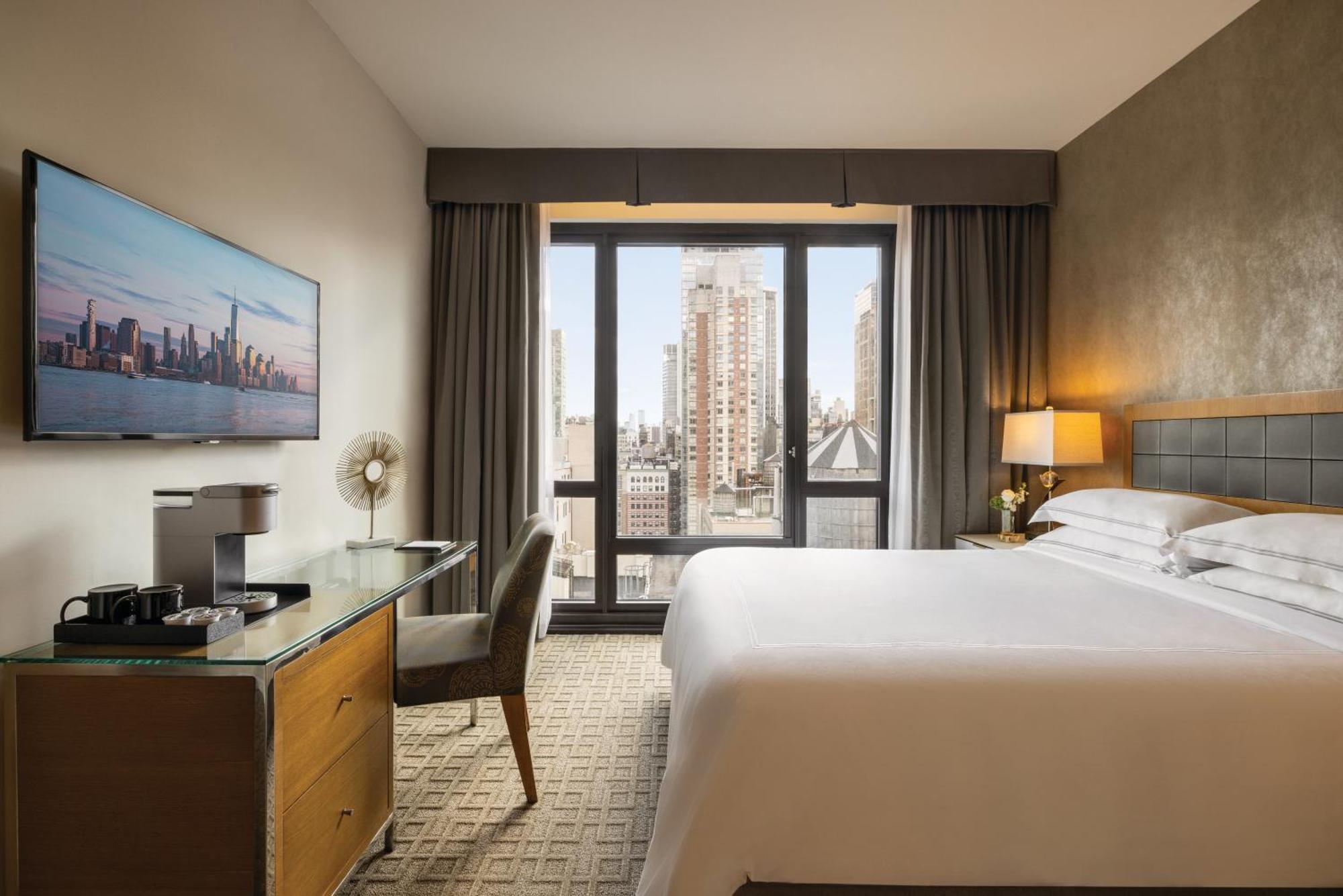 Executive Queen Room