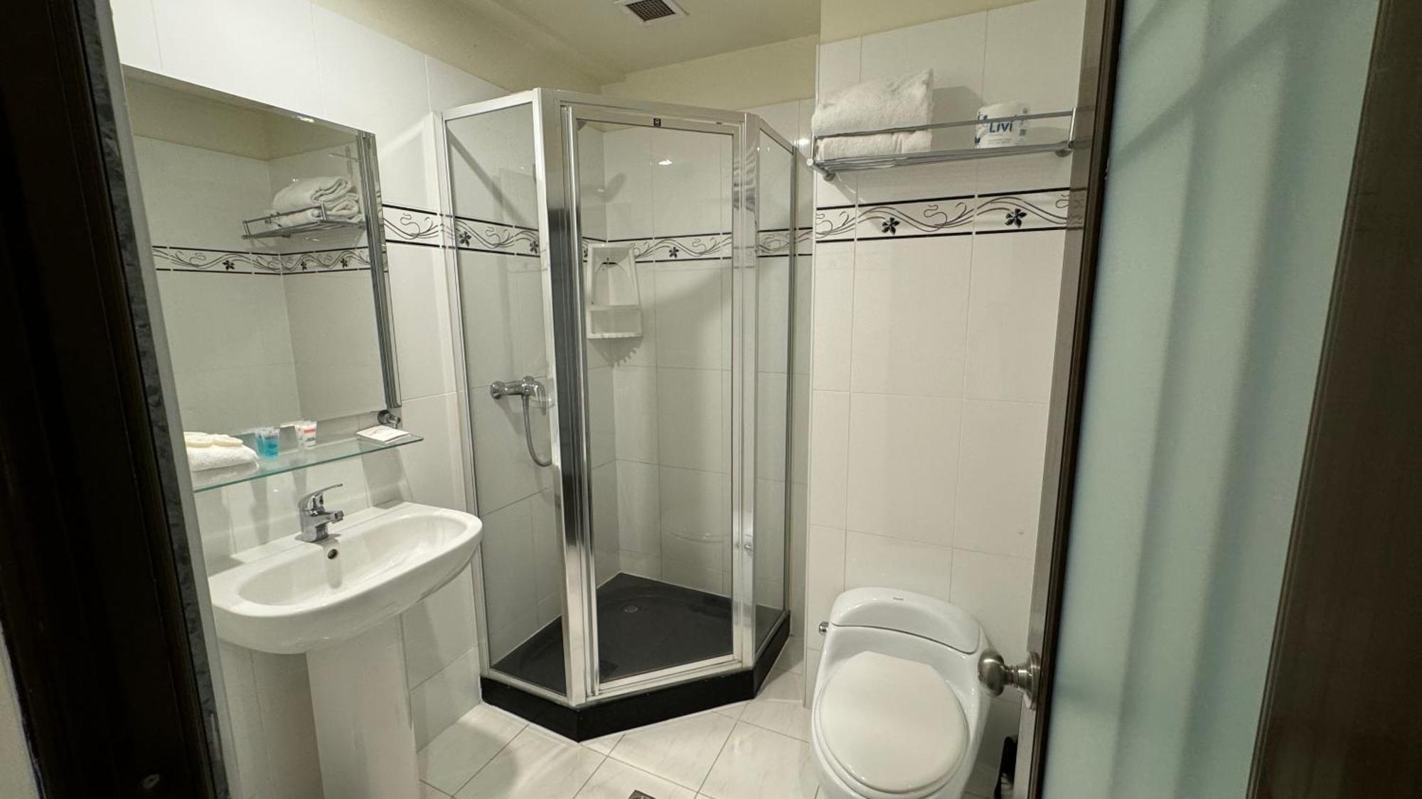 Twin Single Room