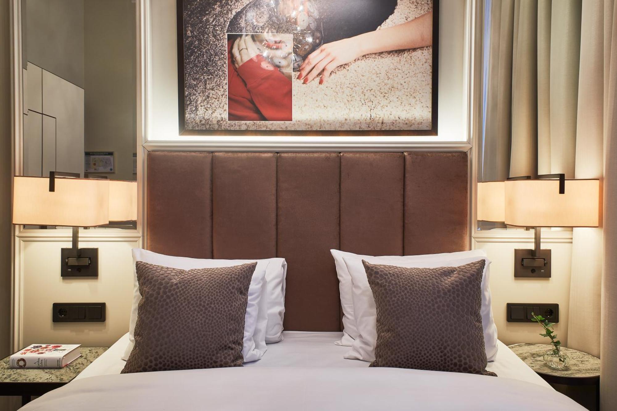 Elegant Essential 140 CM bed