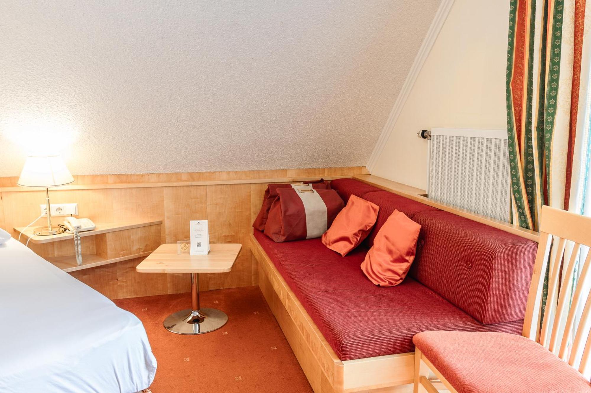 Double Room,1598897021:JPEG