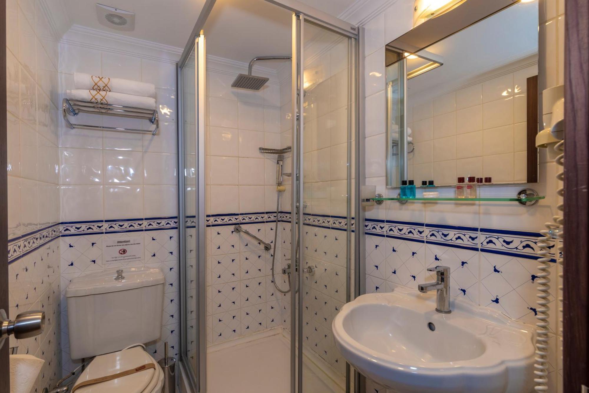 Economy Double or Twin Room Basement Floor