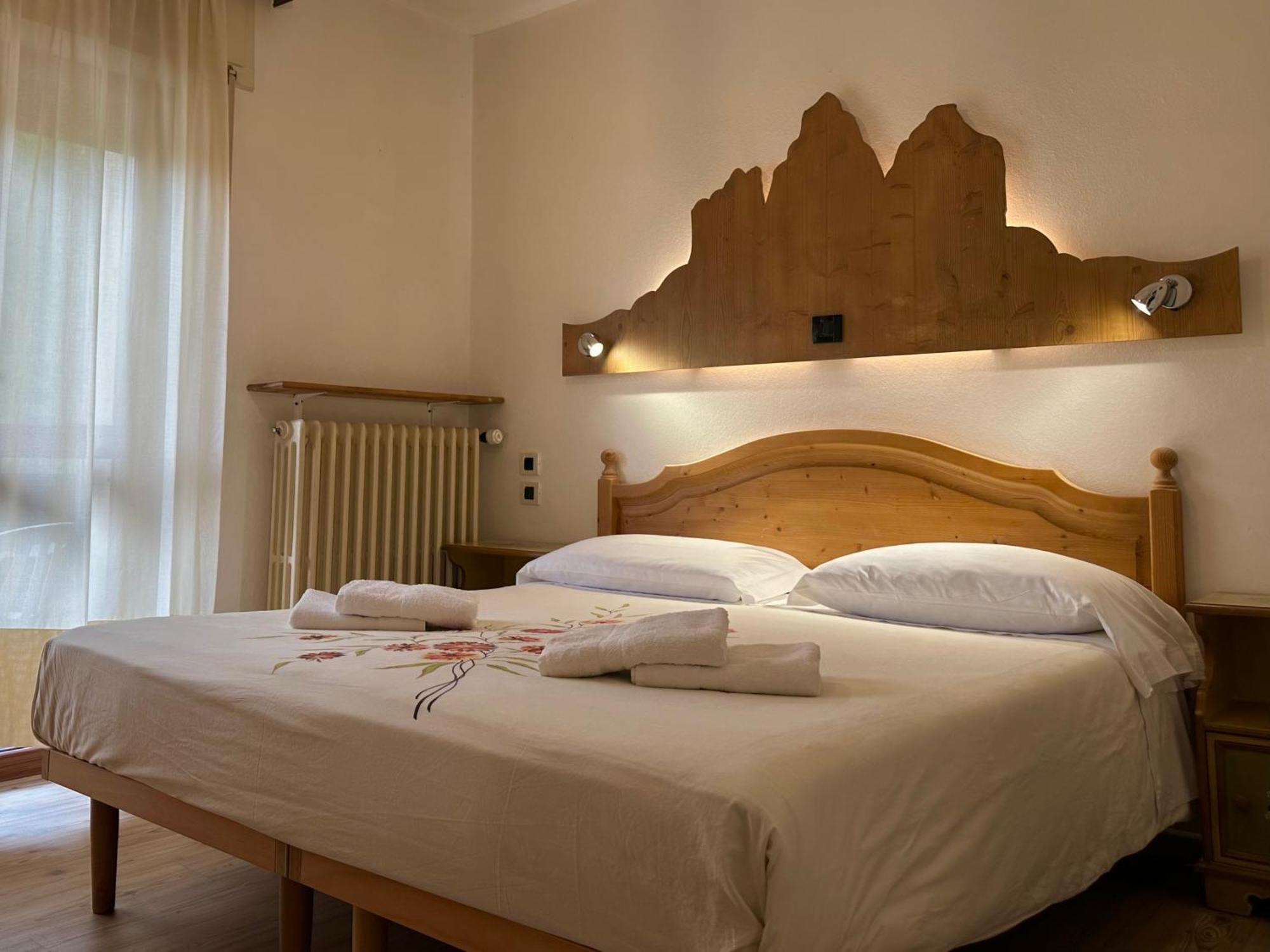 Driepersoonskamer met Eigen Badkamer