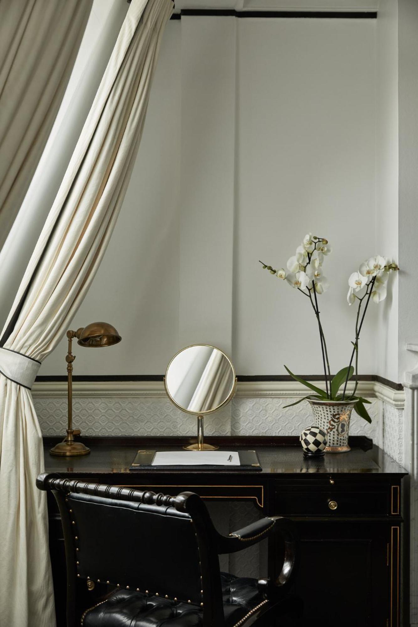 Executive King Room