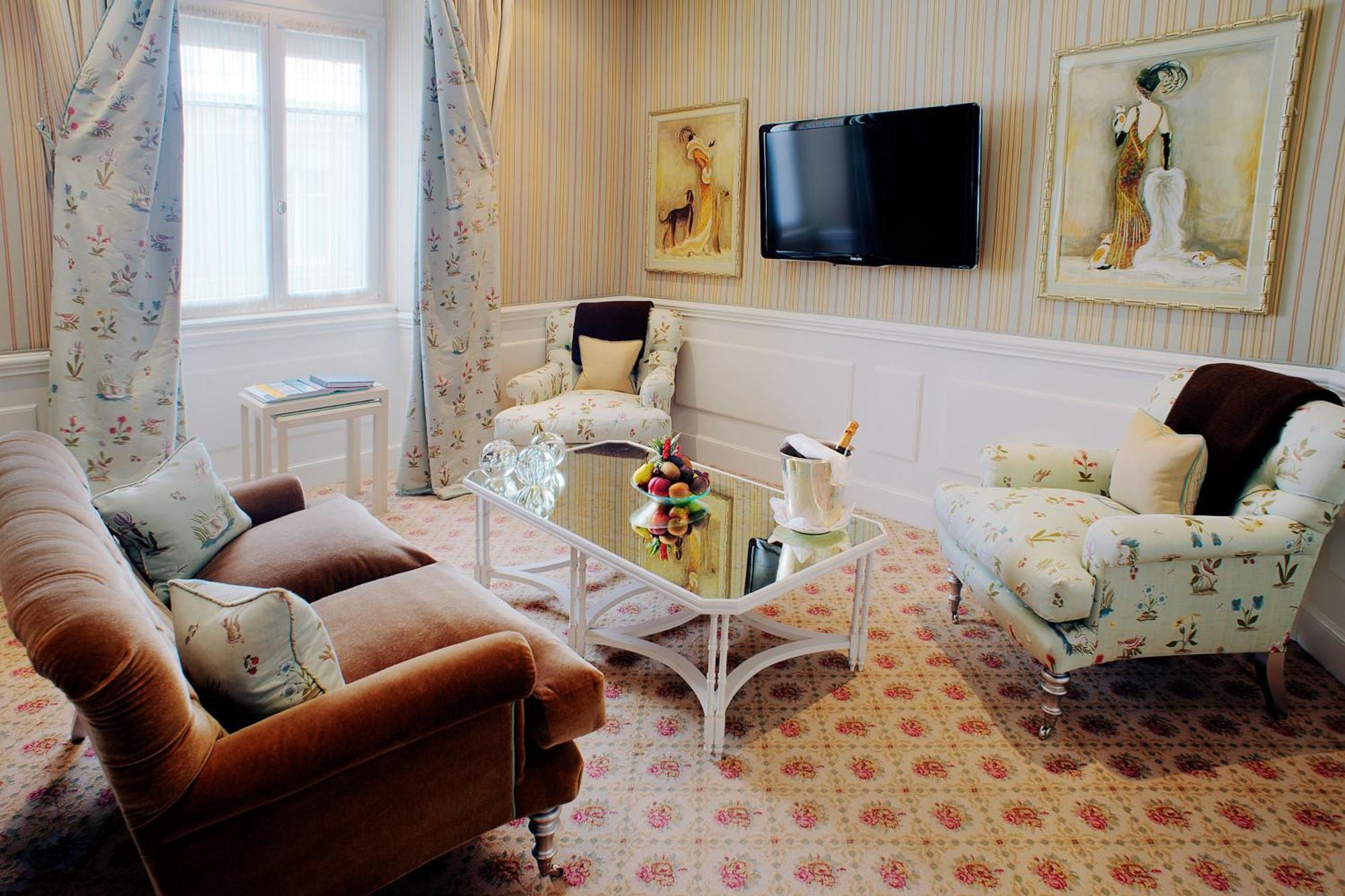 Junior Suite,1605365637:JPEG