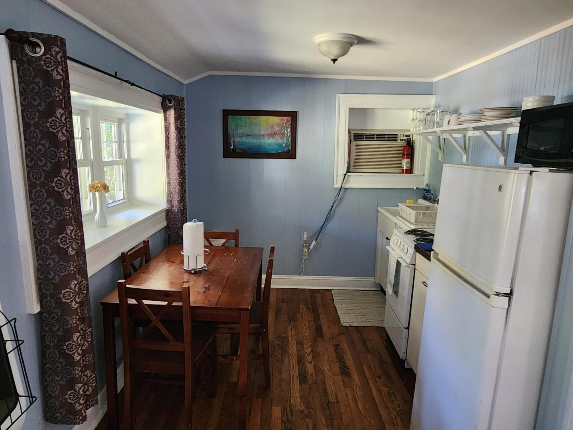 Cottage Six