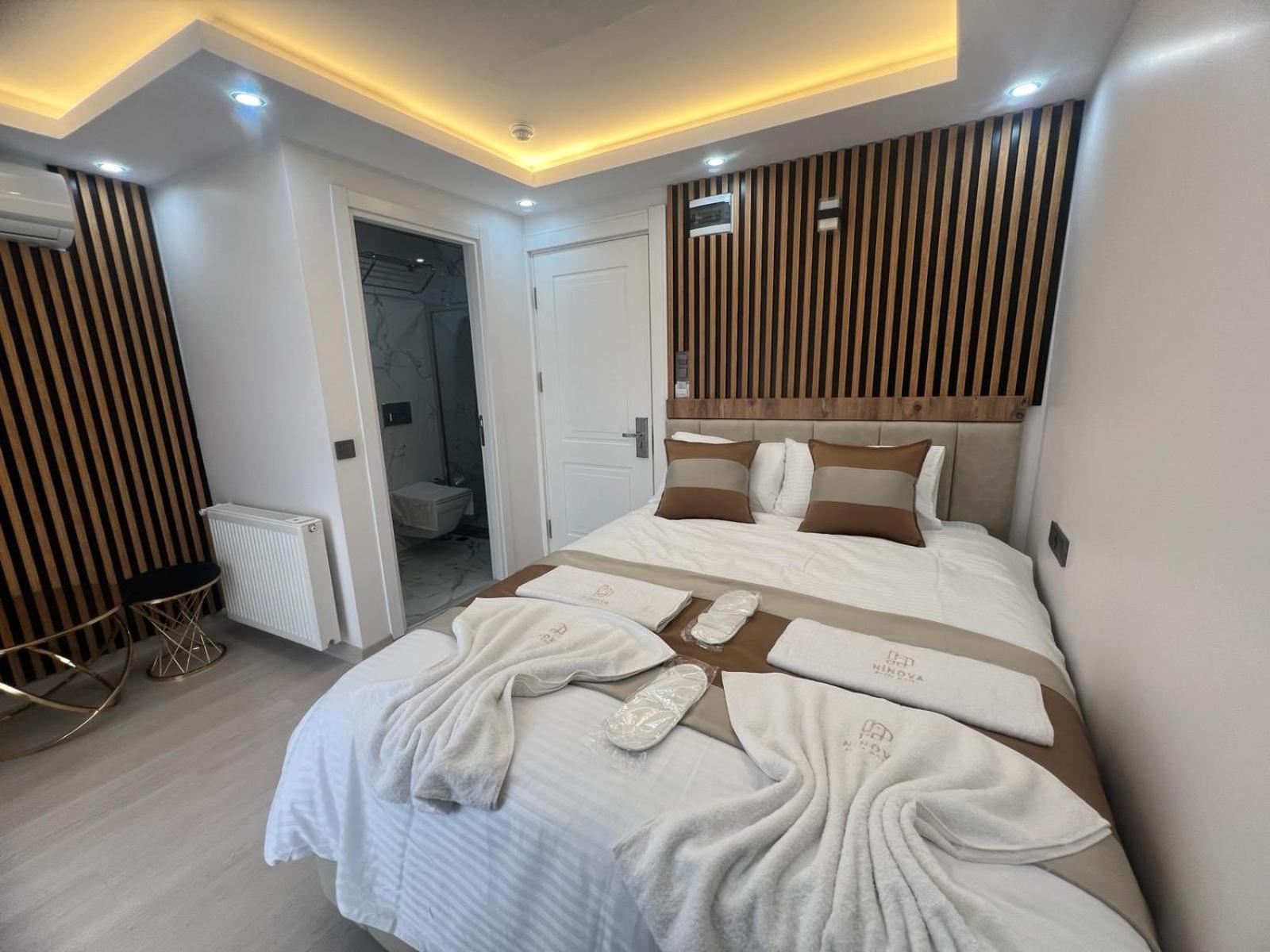 Deluxe Double Room Balcony