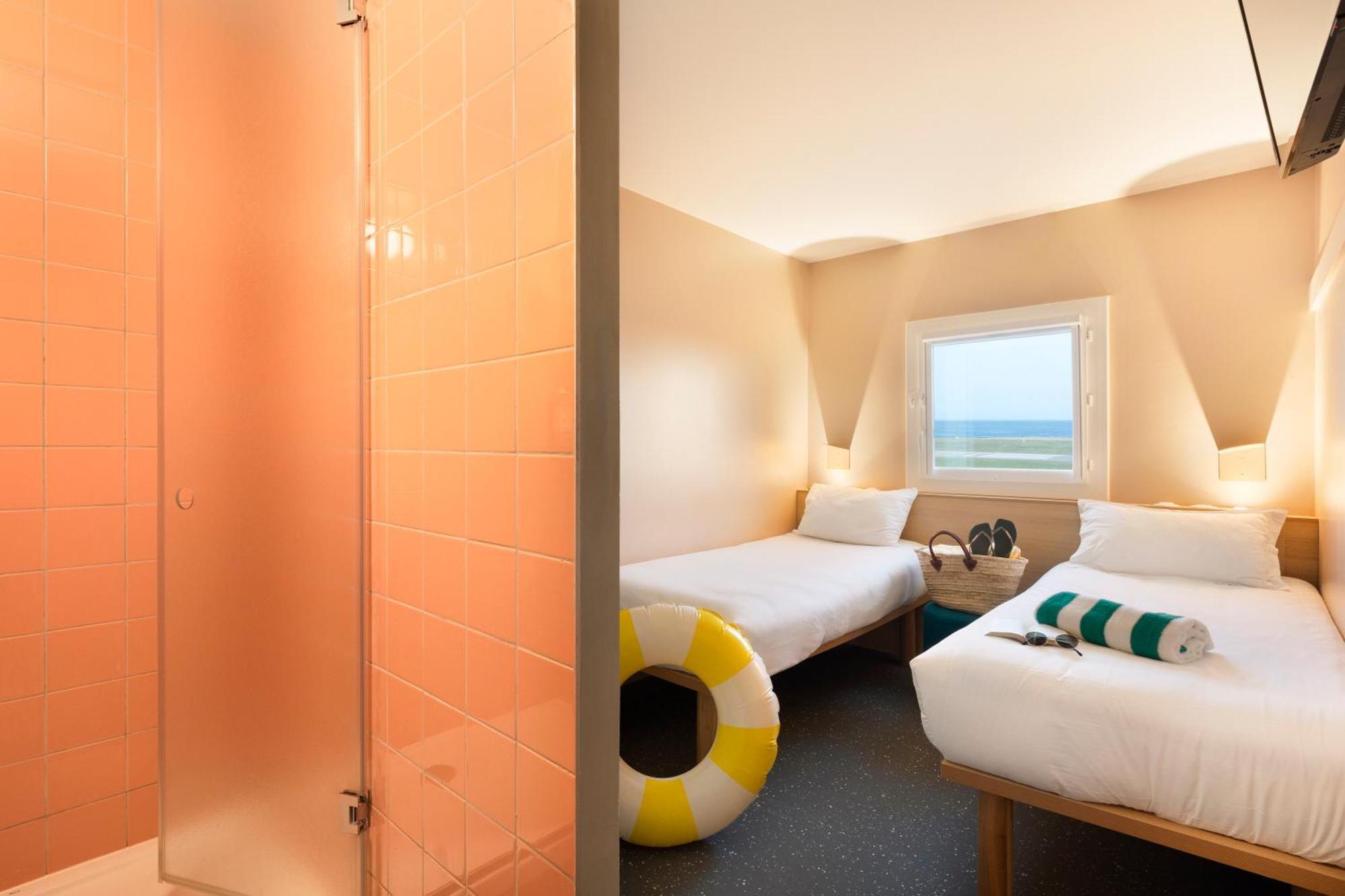 POP Twin Room