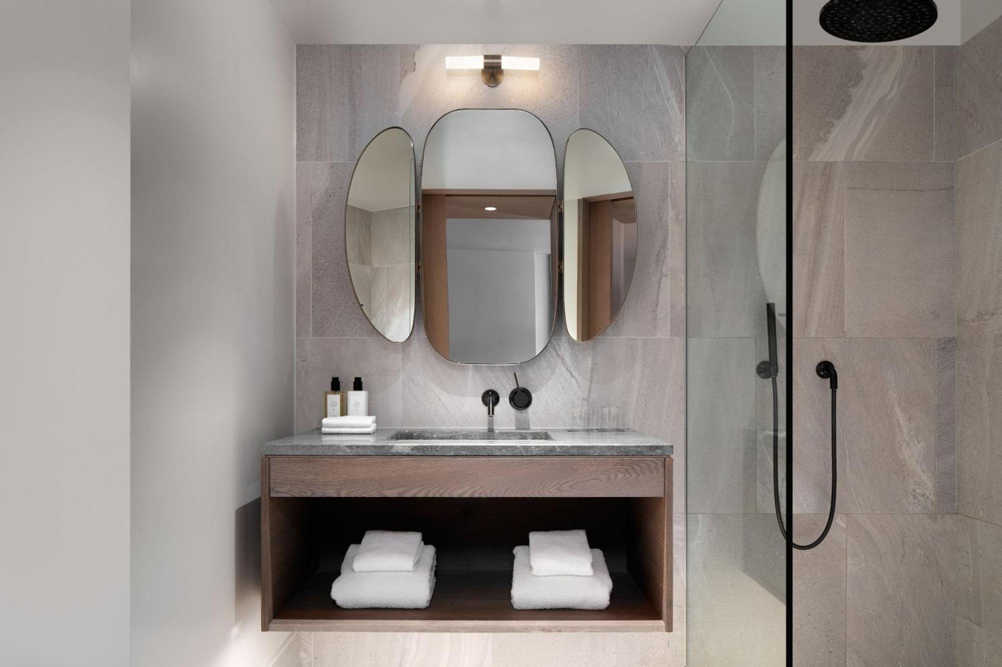 Quarto Superior com 2 Camas de Solteiro