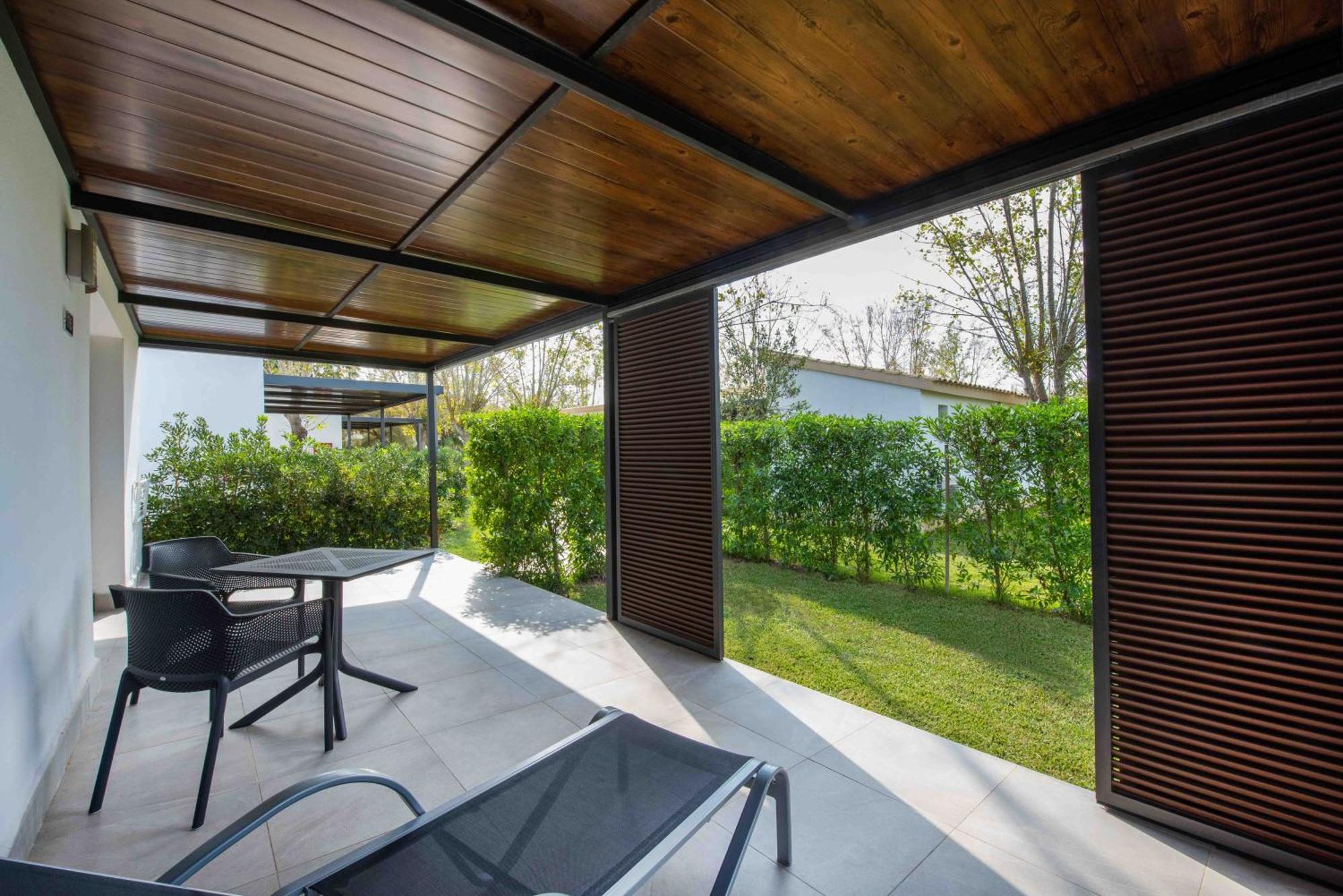 Superior Silver Bungalow