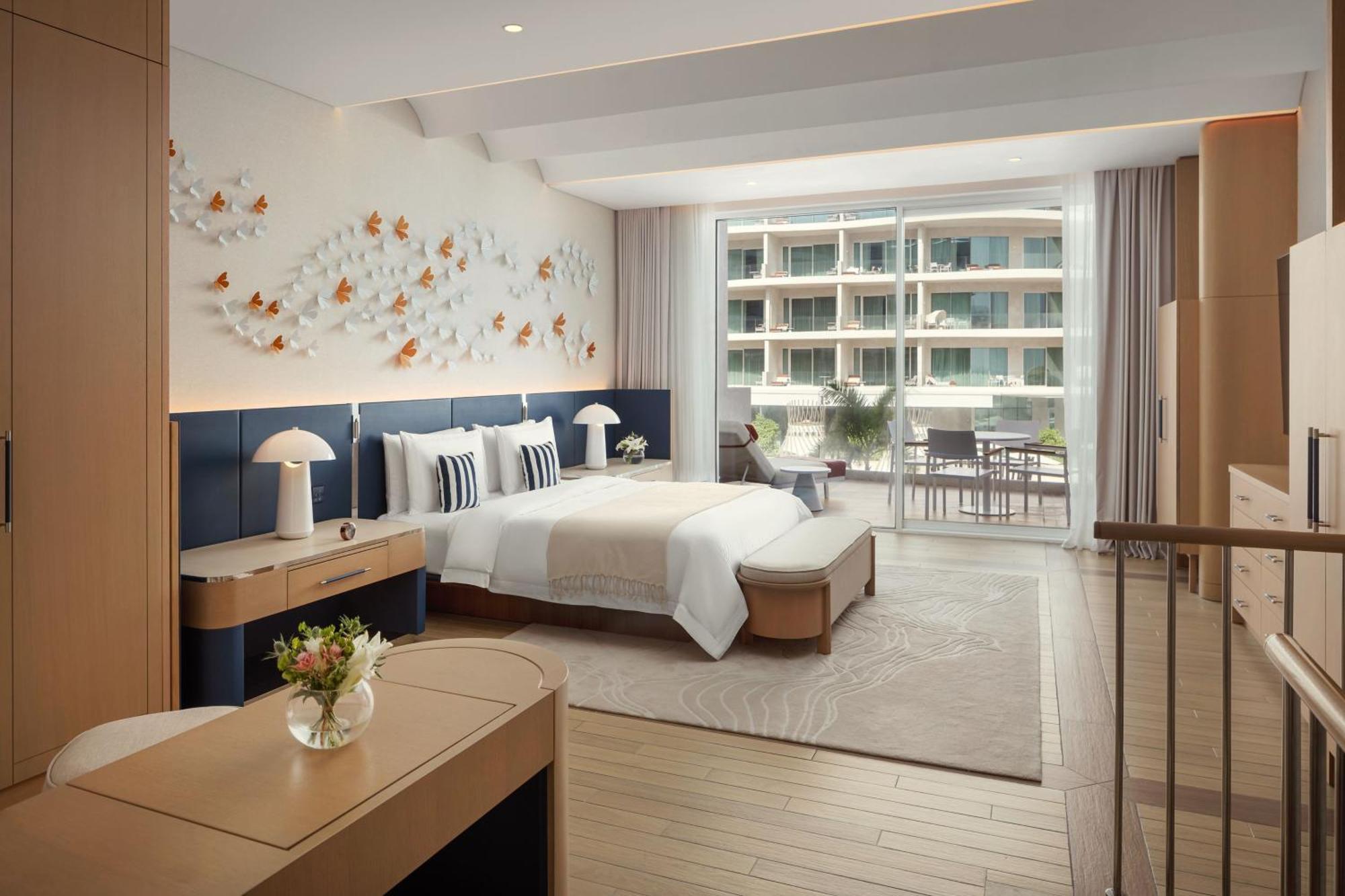 Coral Duplex One-Bedroom King Suite with Balcony and Sea View,1635883123:JPEG