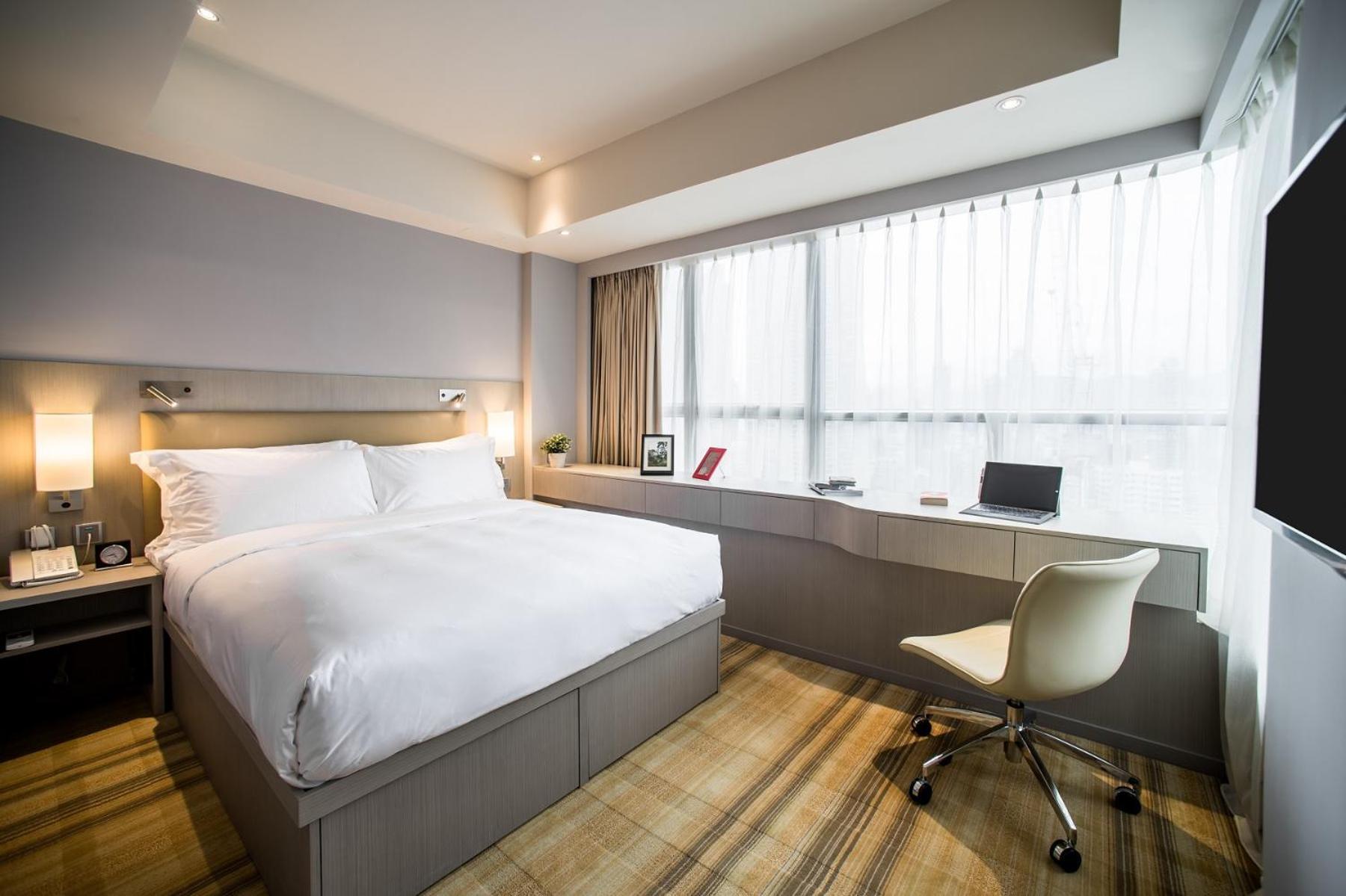 Two-Bedroom Suite
