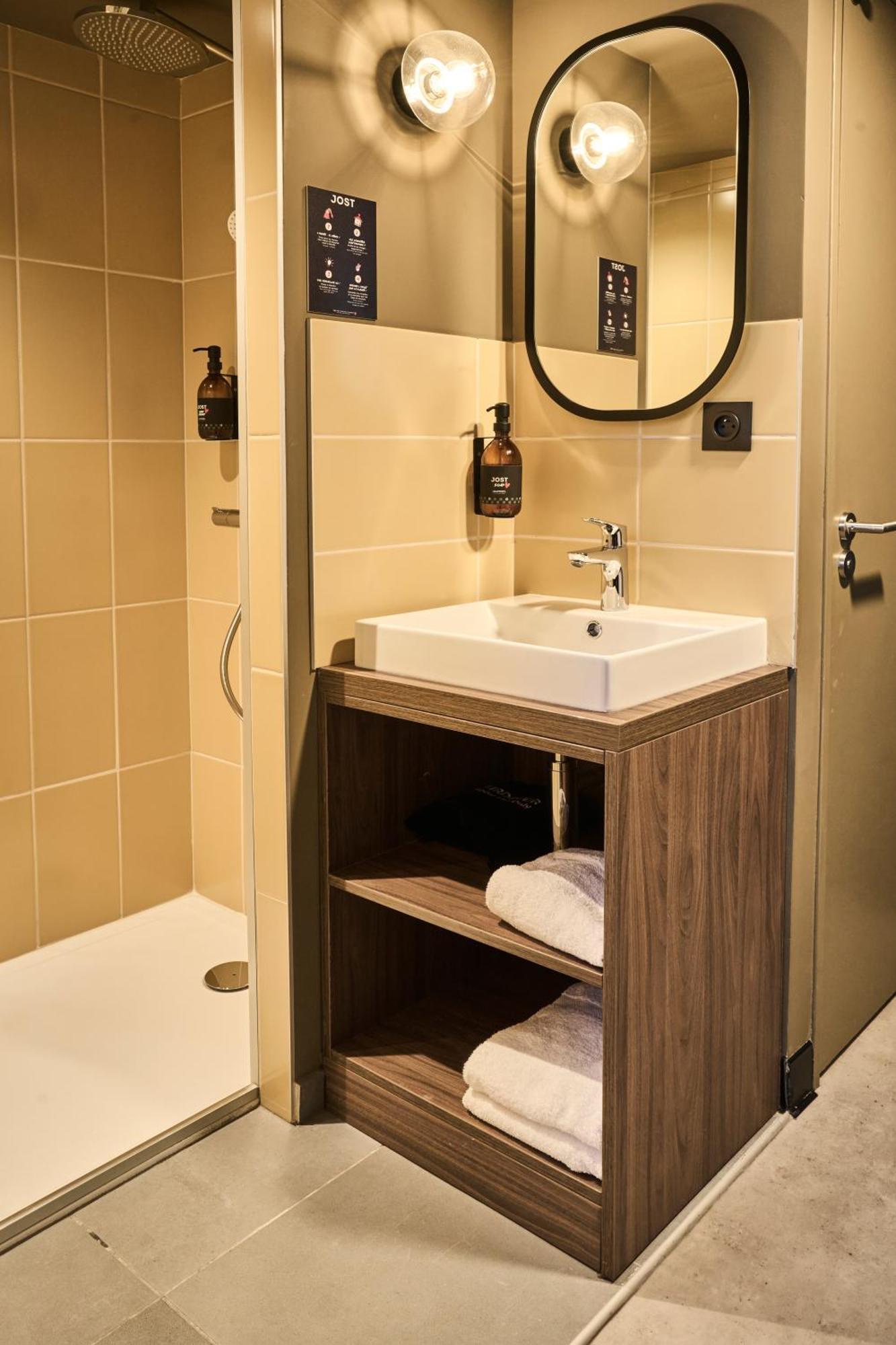 JOST OVERSIZE TWIN - Family Twin Room,1636889143:JPEG