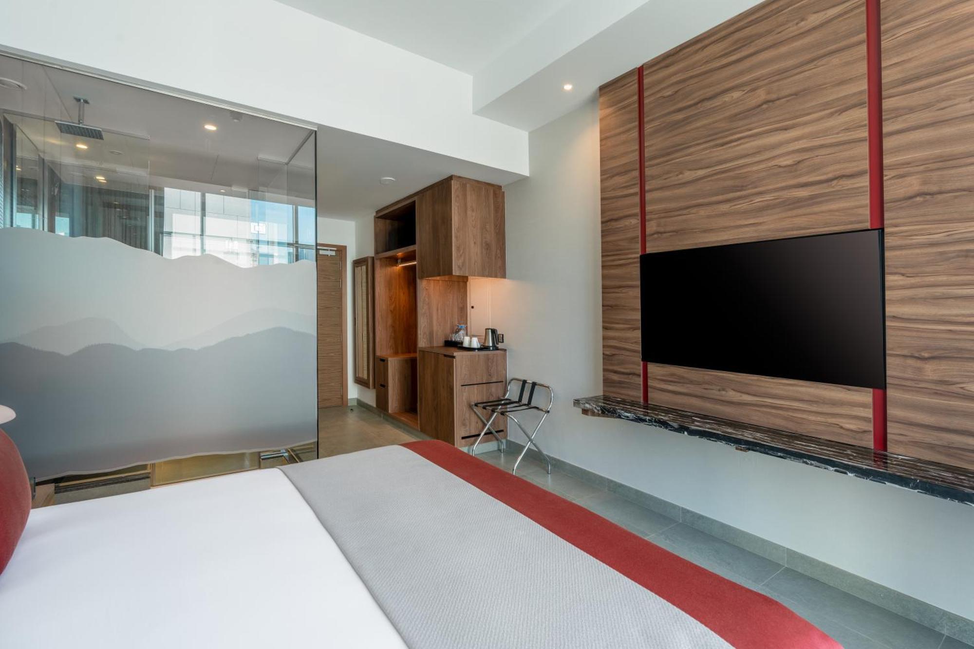 Superior King Room