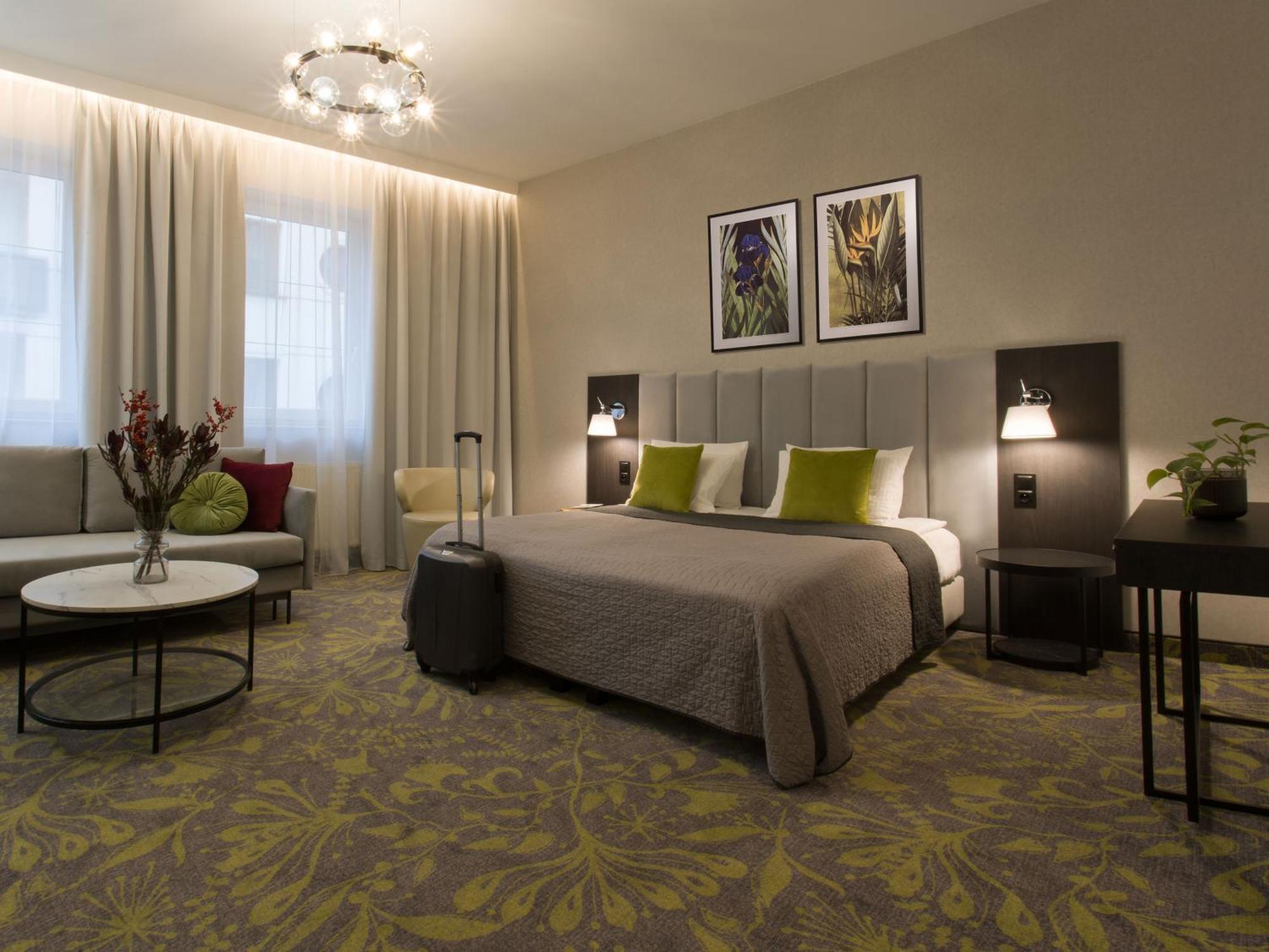 Premium Triple Room