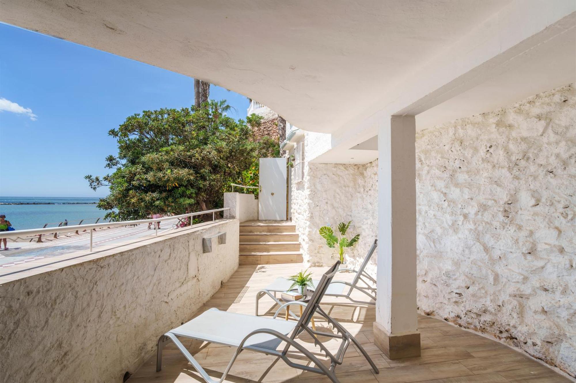 One-Bedroom Apartment Sea View Terrace