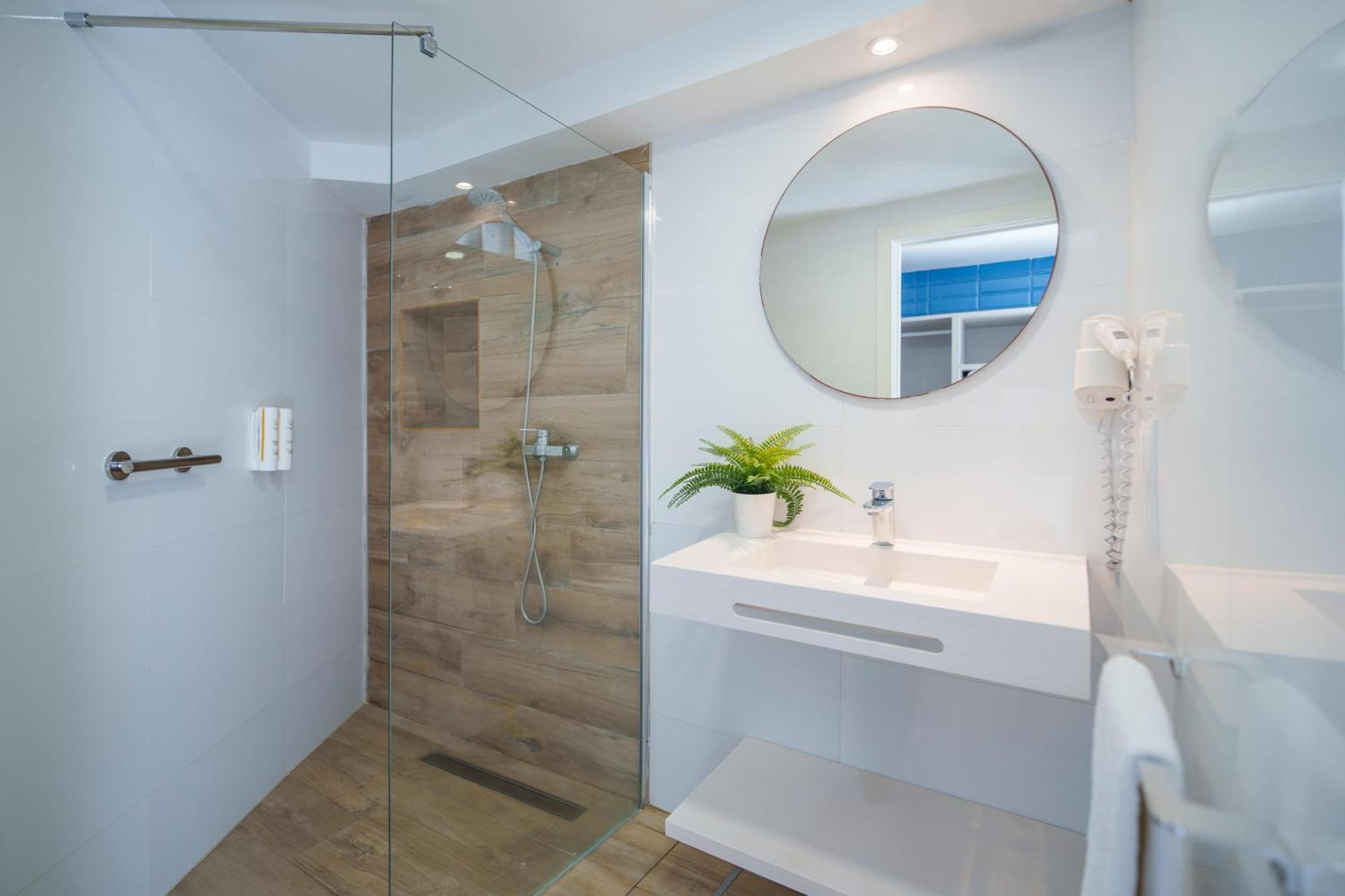One-Bedroom Apartment Sea View Terrace