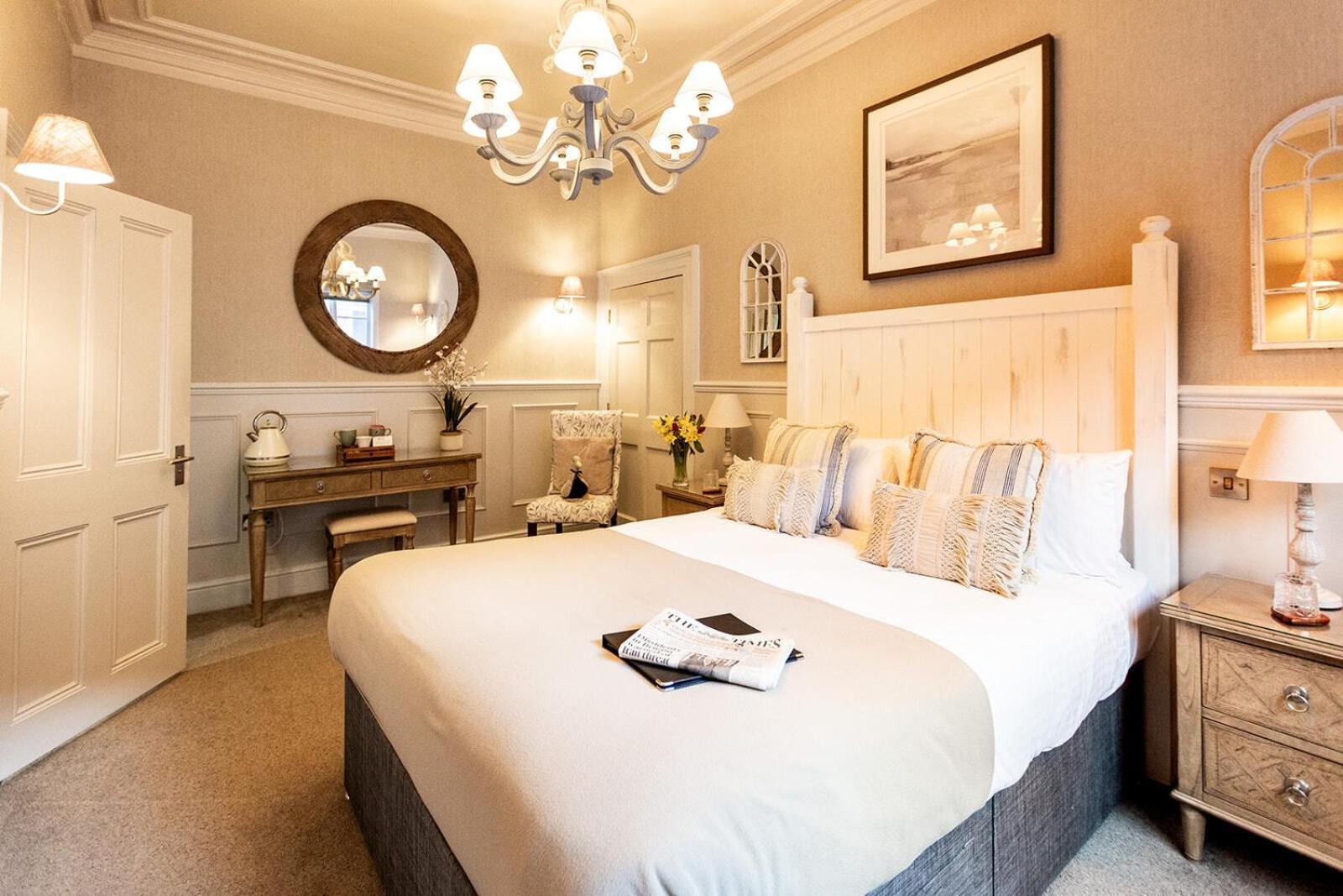 Deluxe Double Room with Shower,1666655130:JPEG