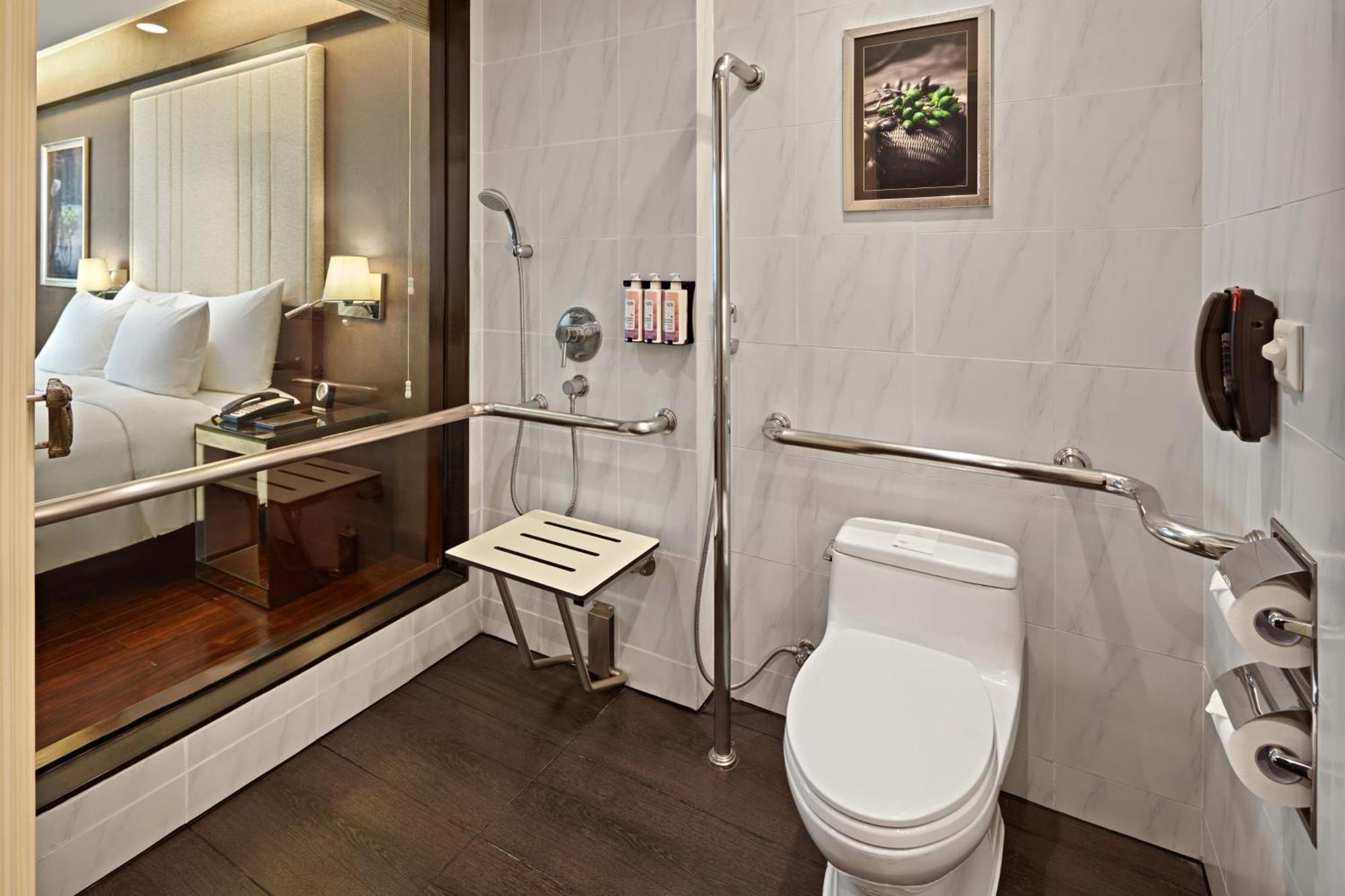 Classic King Room Complimentary daily chocolate hour 5-6pm,1756496455:JPEG