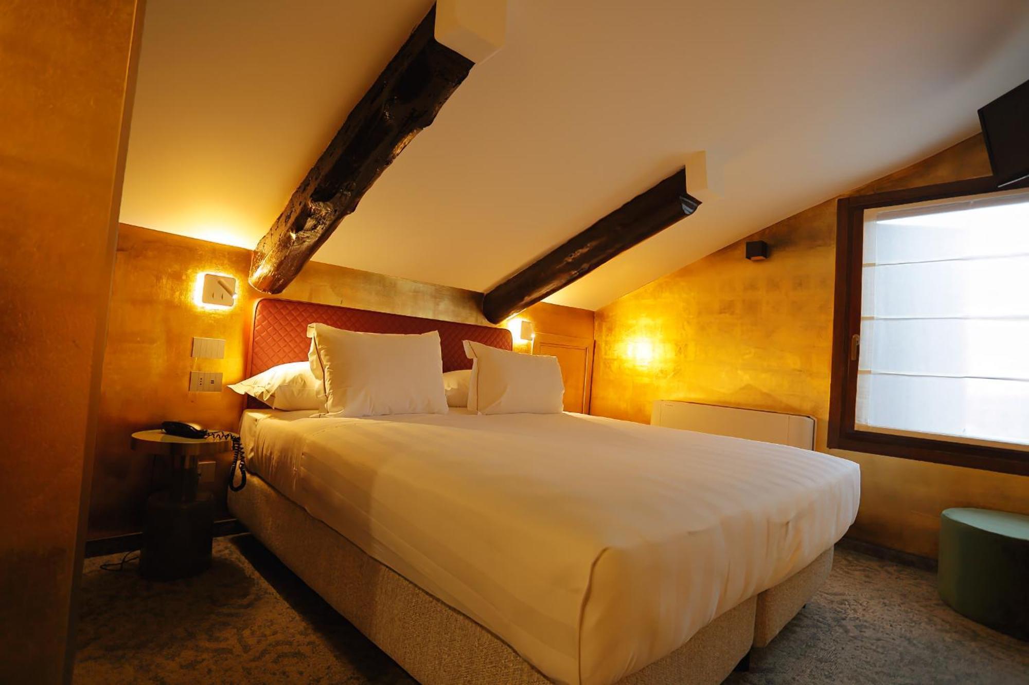 Queen Room Attic