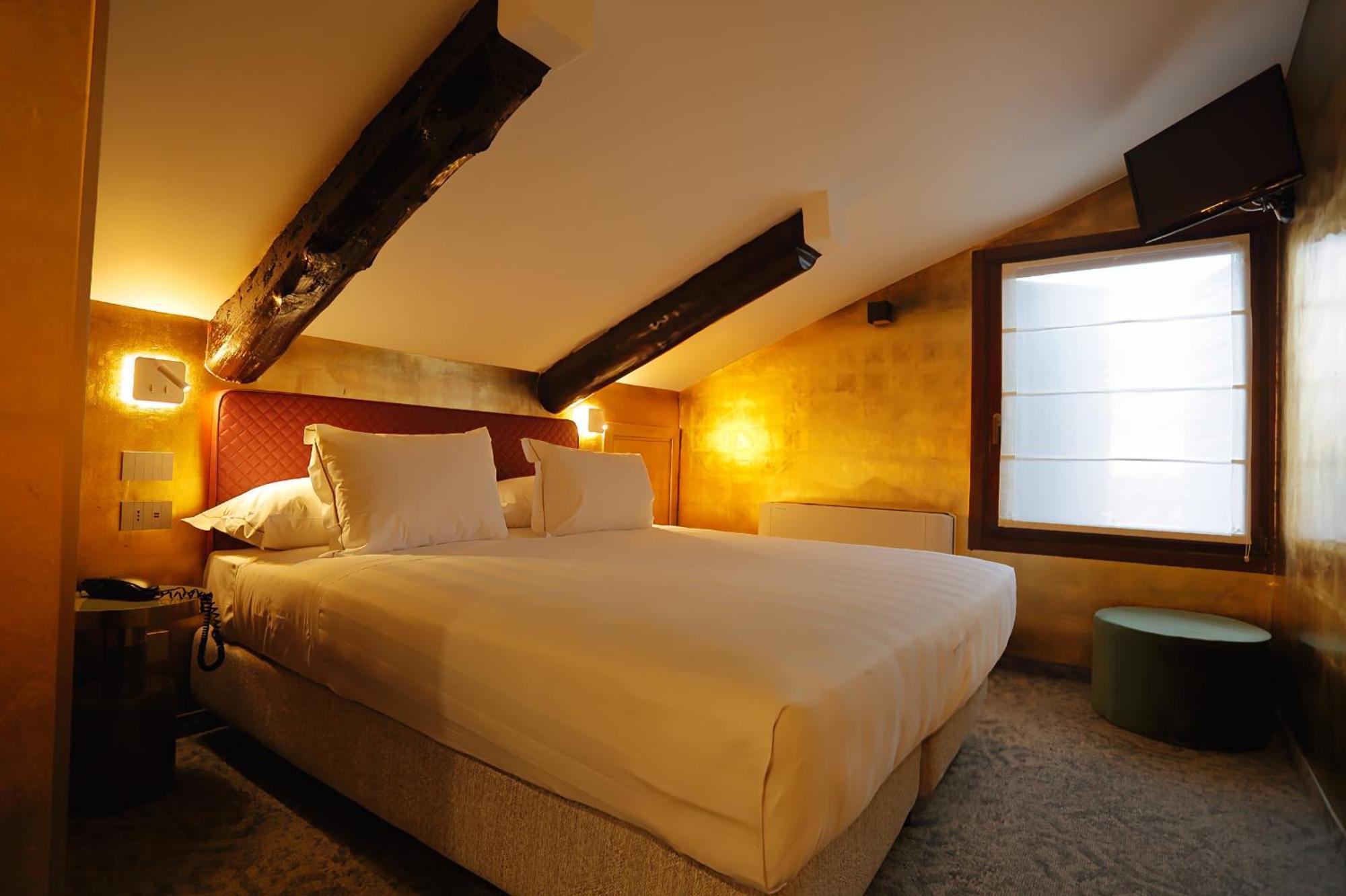 Queen Room Attic