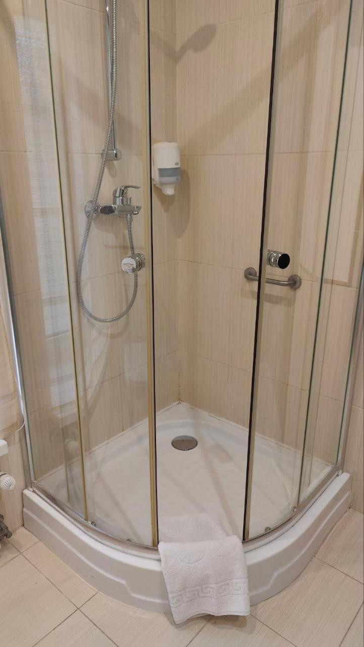 Double or Twin Room - Disability Access