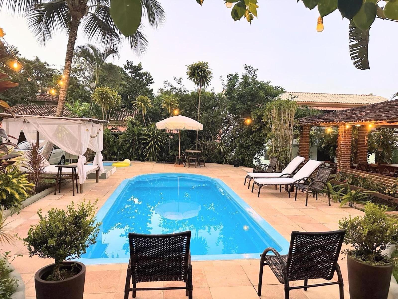 Studio Pool View