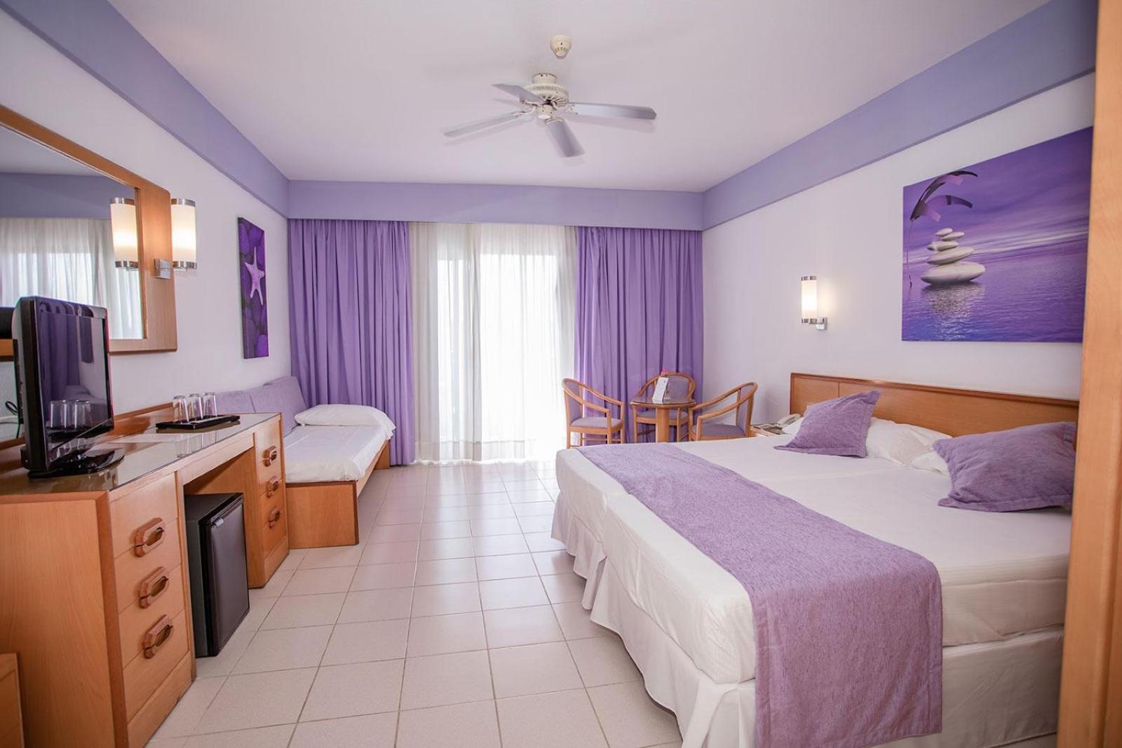 Triple Room Balcony