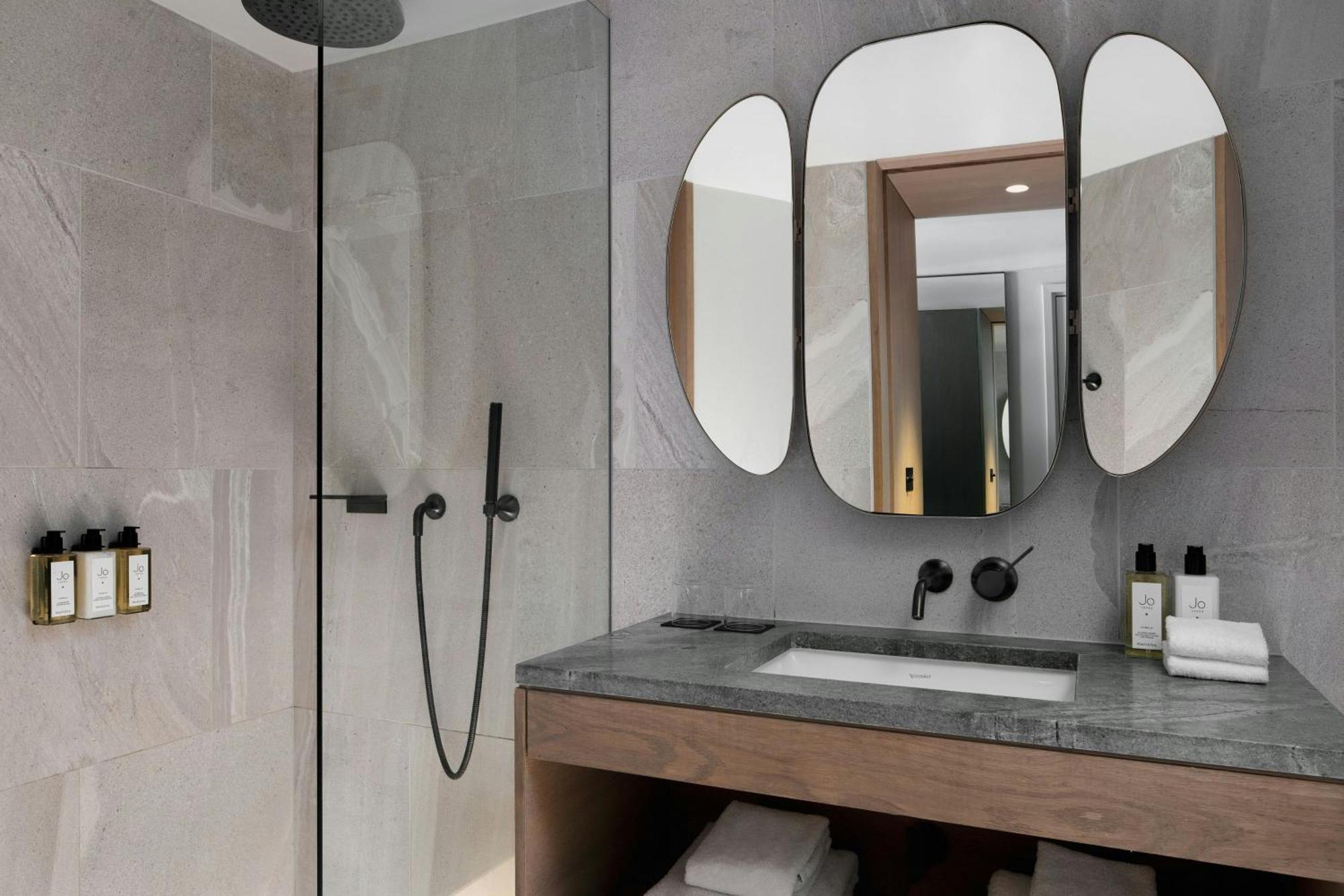Quarto Standard com Cama Queen-size