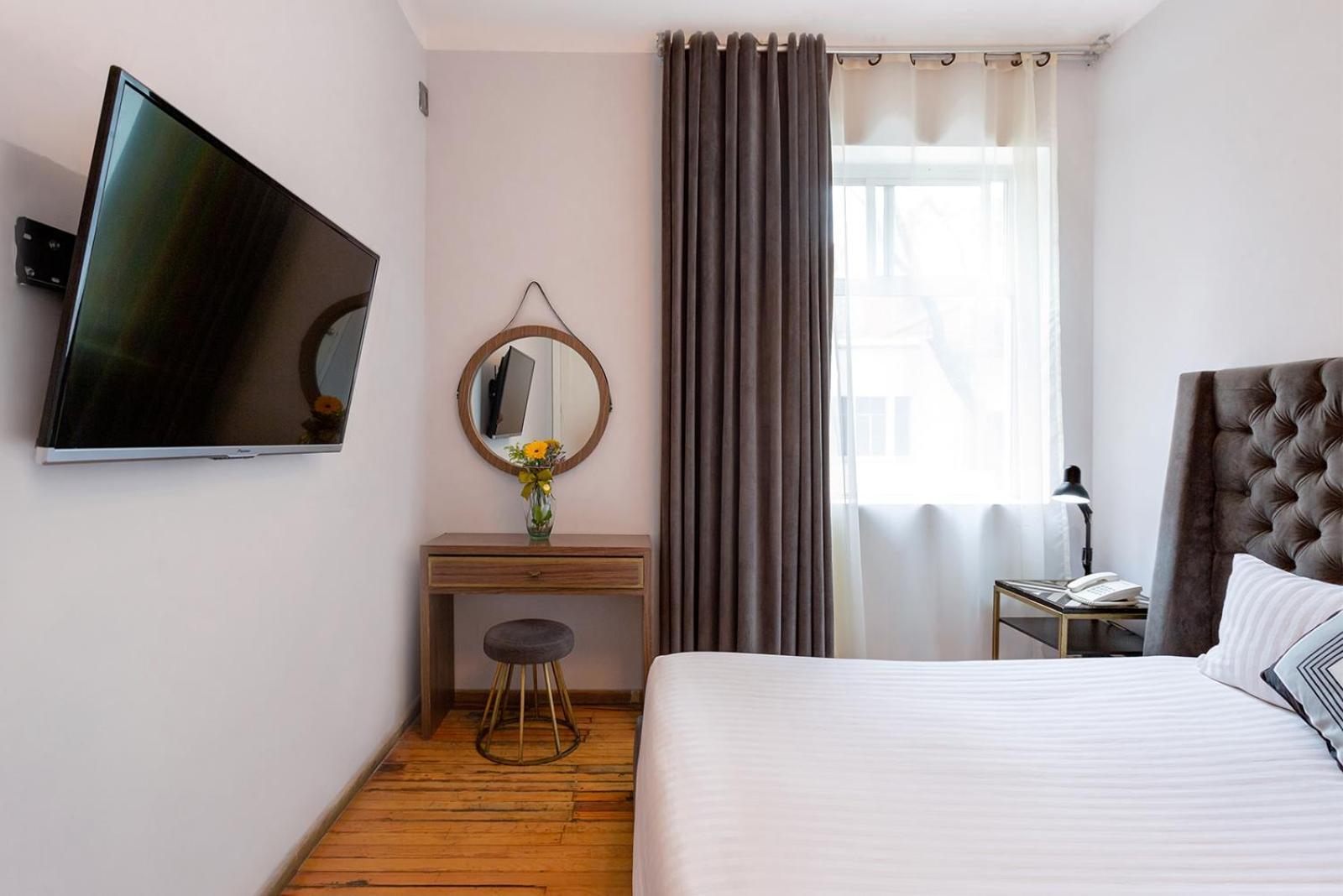 Standard Suite