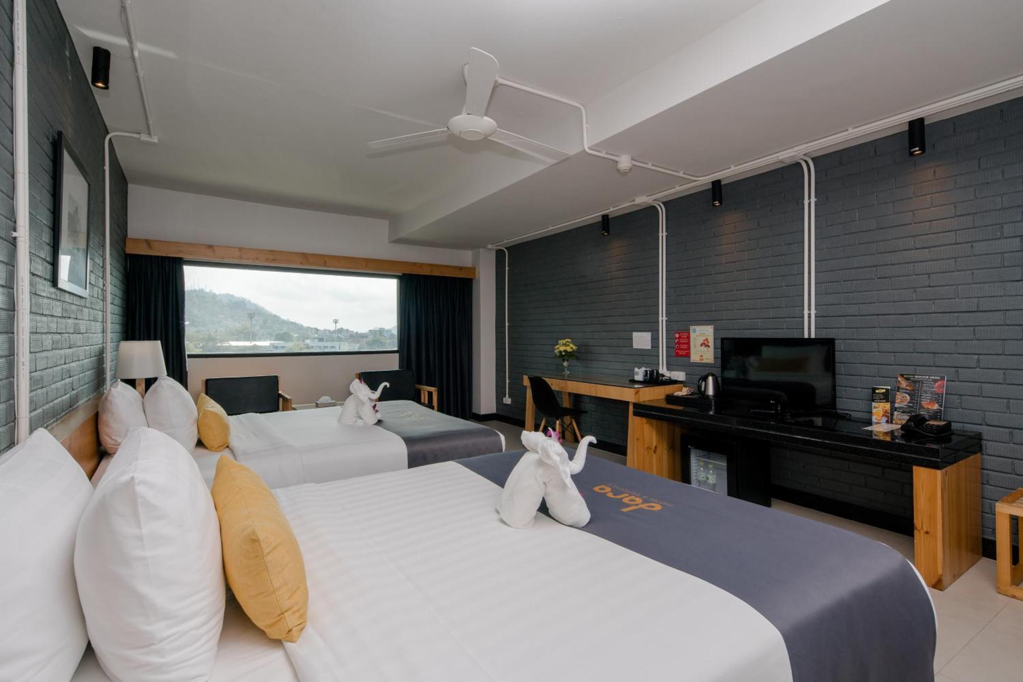 Deluxe Room 2 Queen Beds