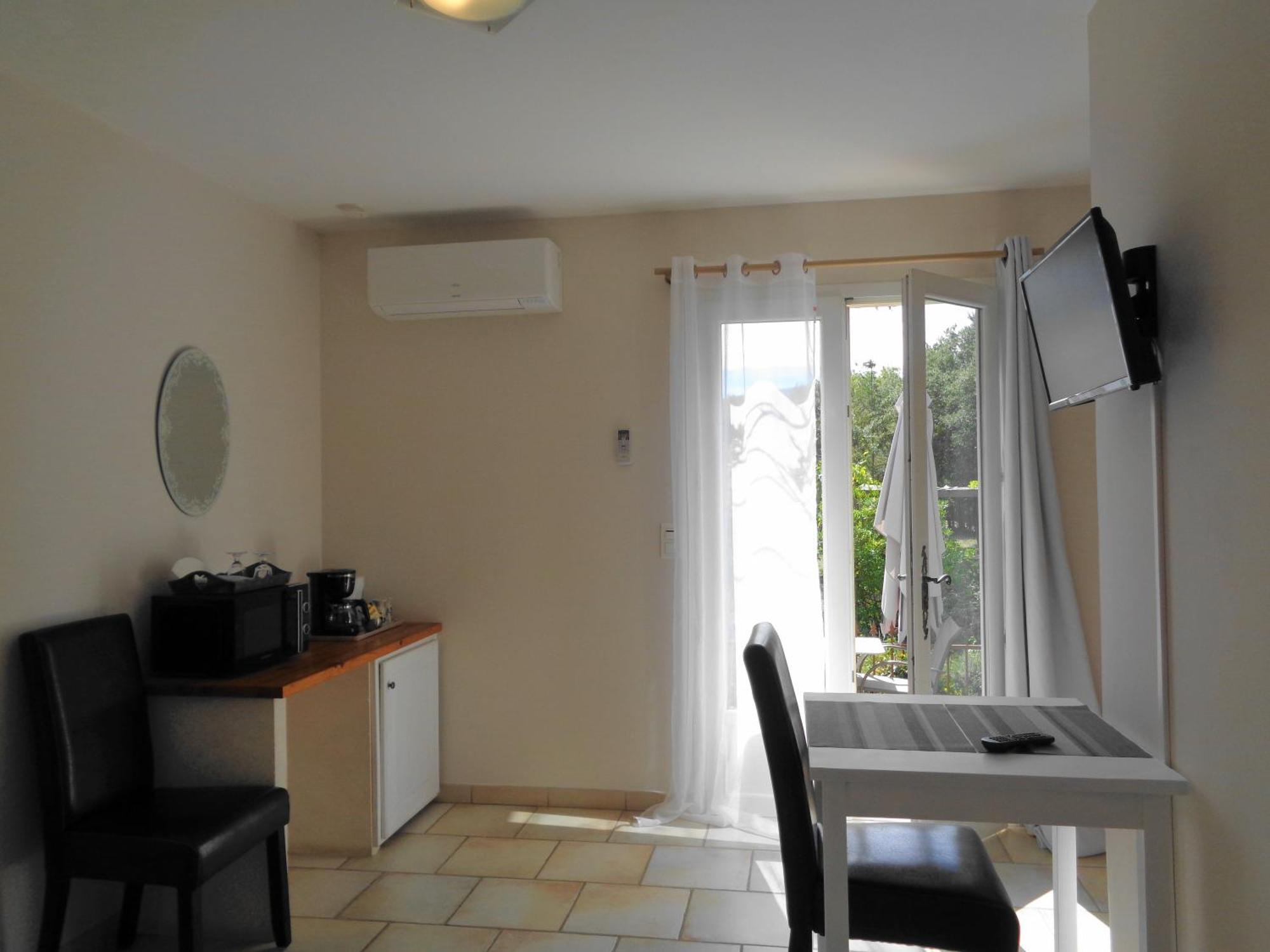 Double Room Mountain View