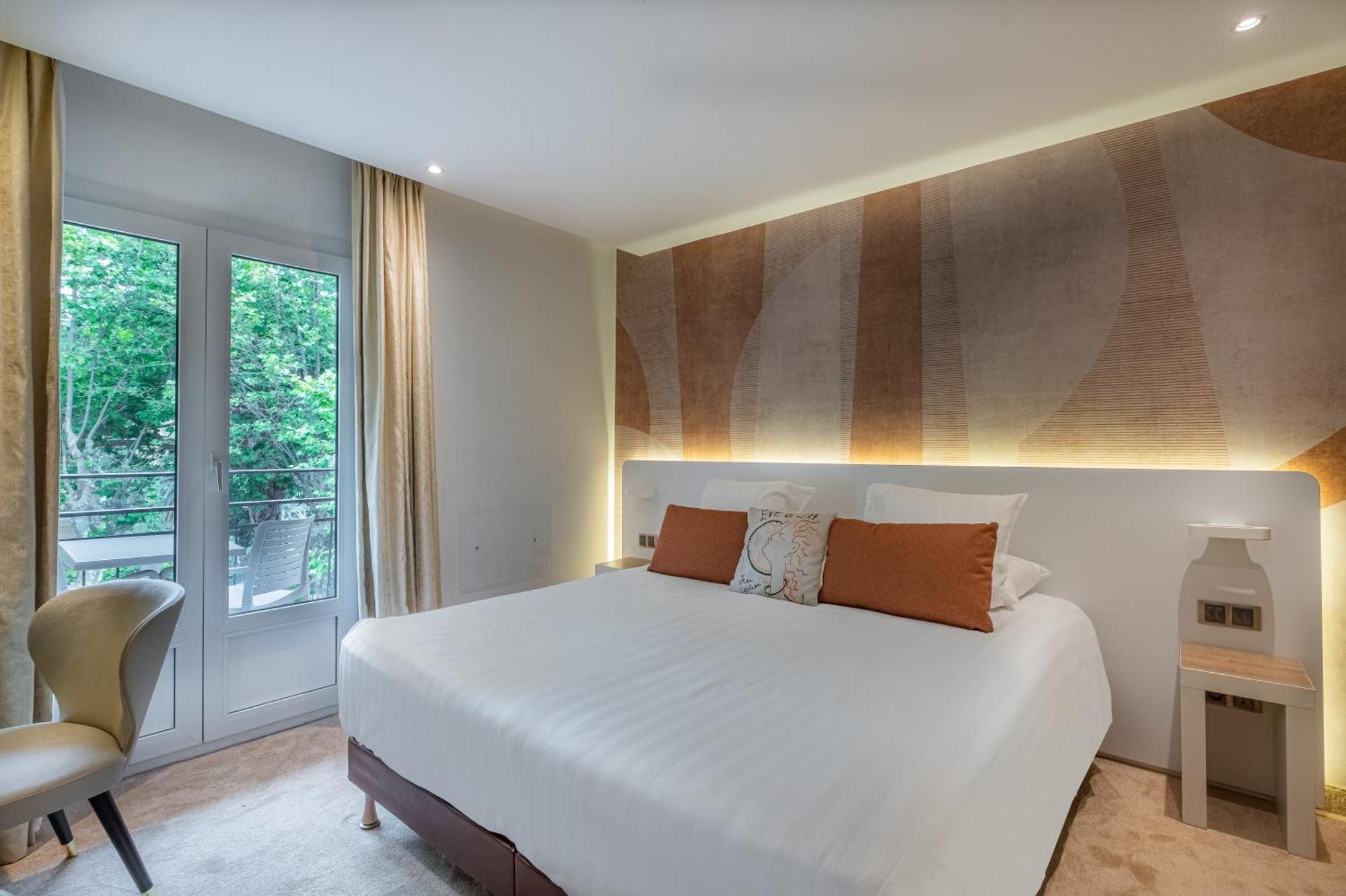 Superior Queen Room
