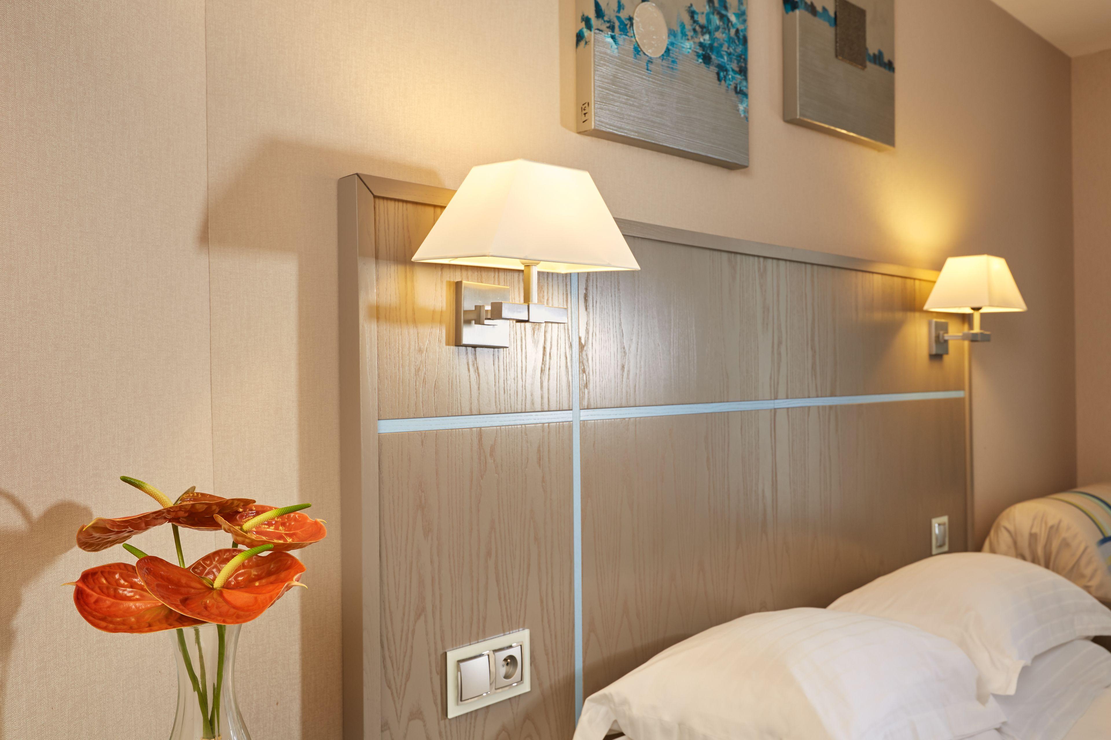 Double Room Bath