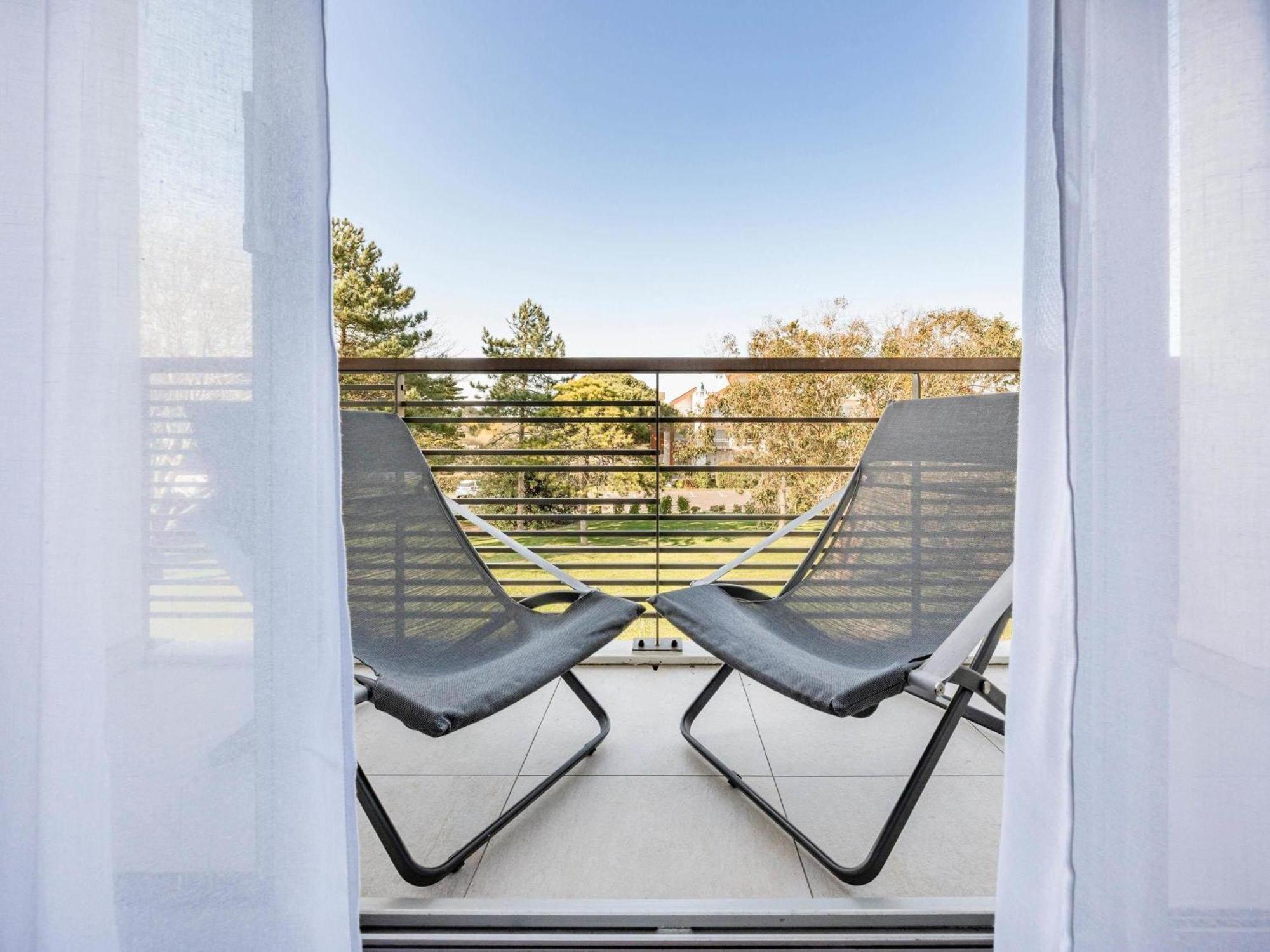 Classic Twin Room Balcony Inland Side