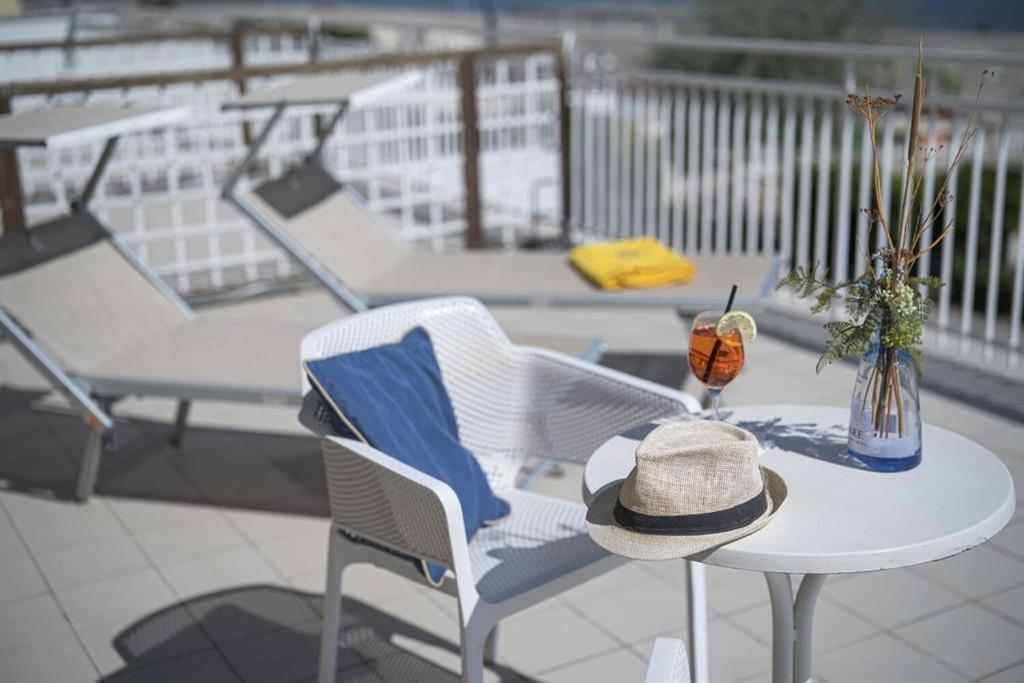 Deluxe Doppelzimmer mit Balkon und Meerblick
