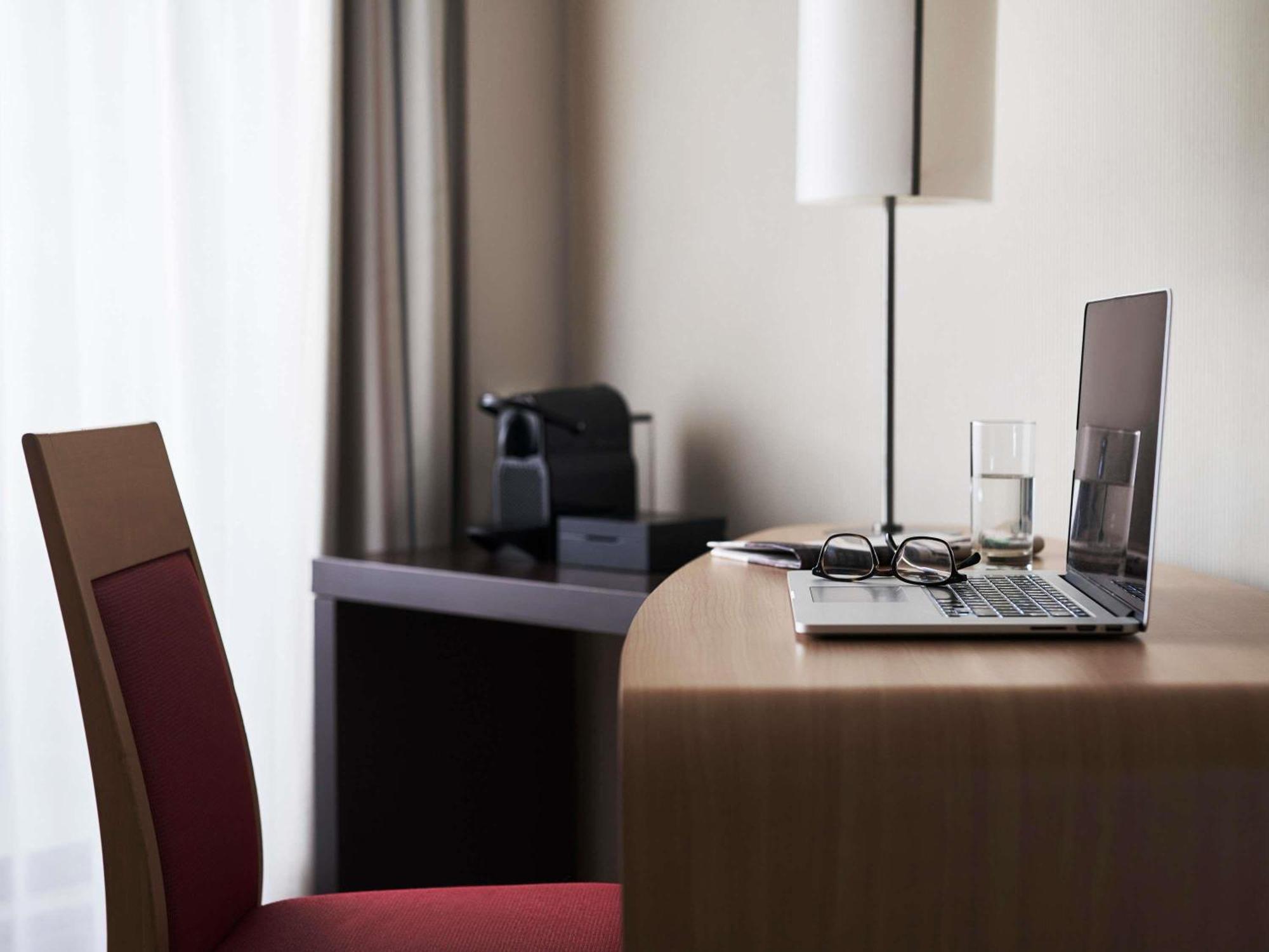 Executive Room Balcony 1 double bed or 1 double bed sofa bed