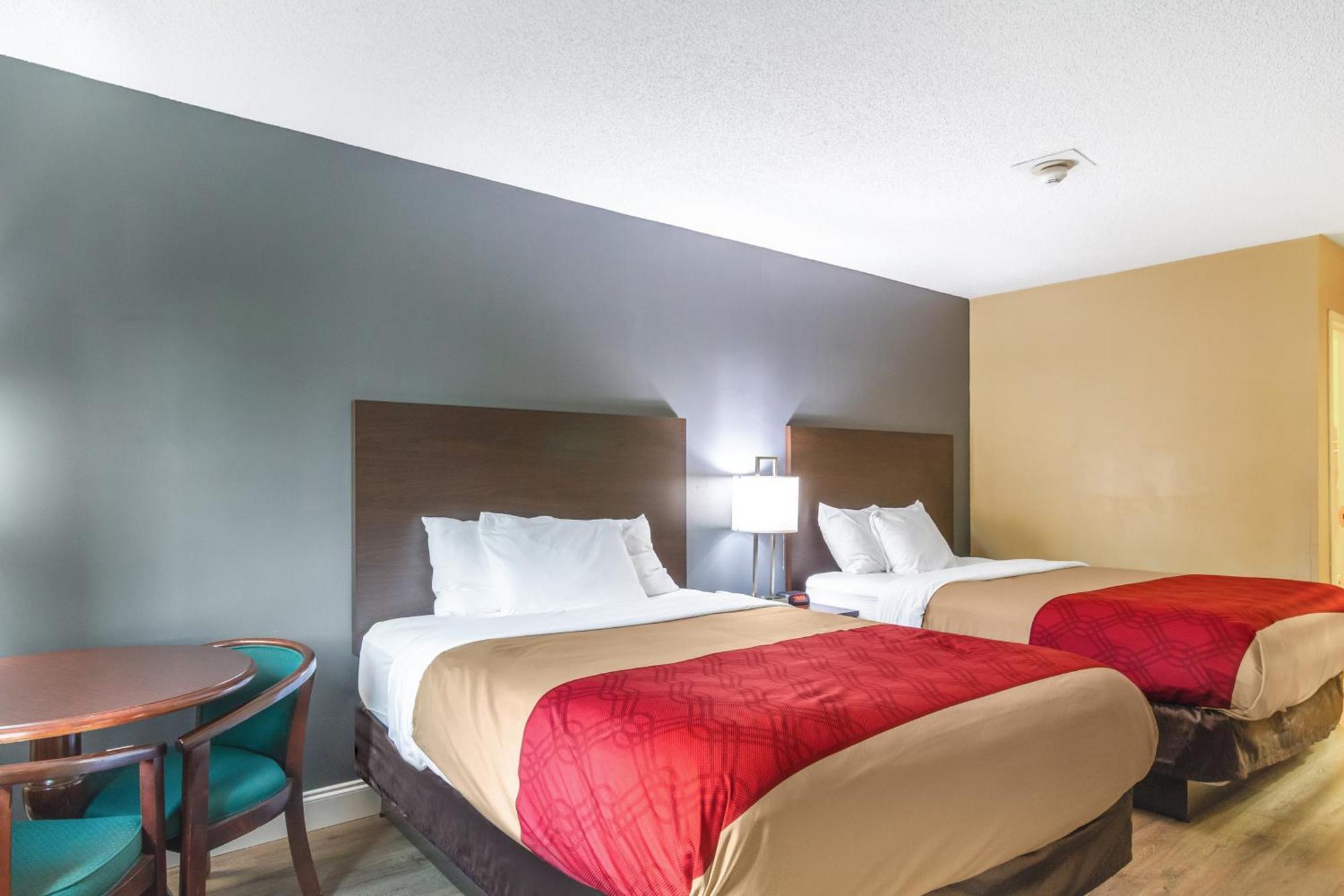 Queen Room Two Queen Beds Second Floor