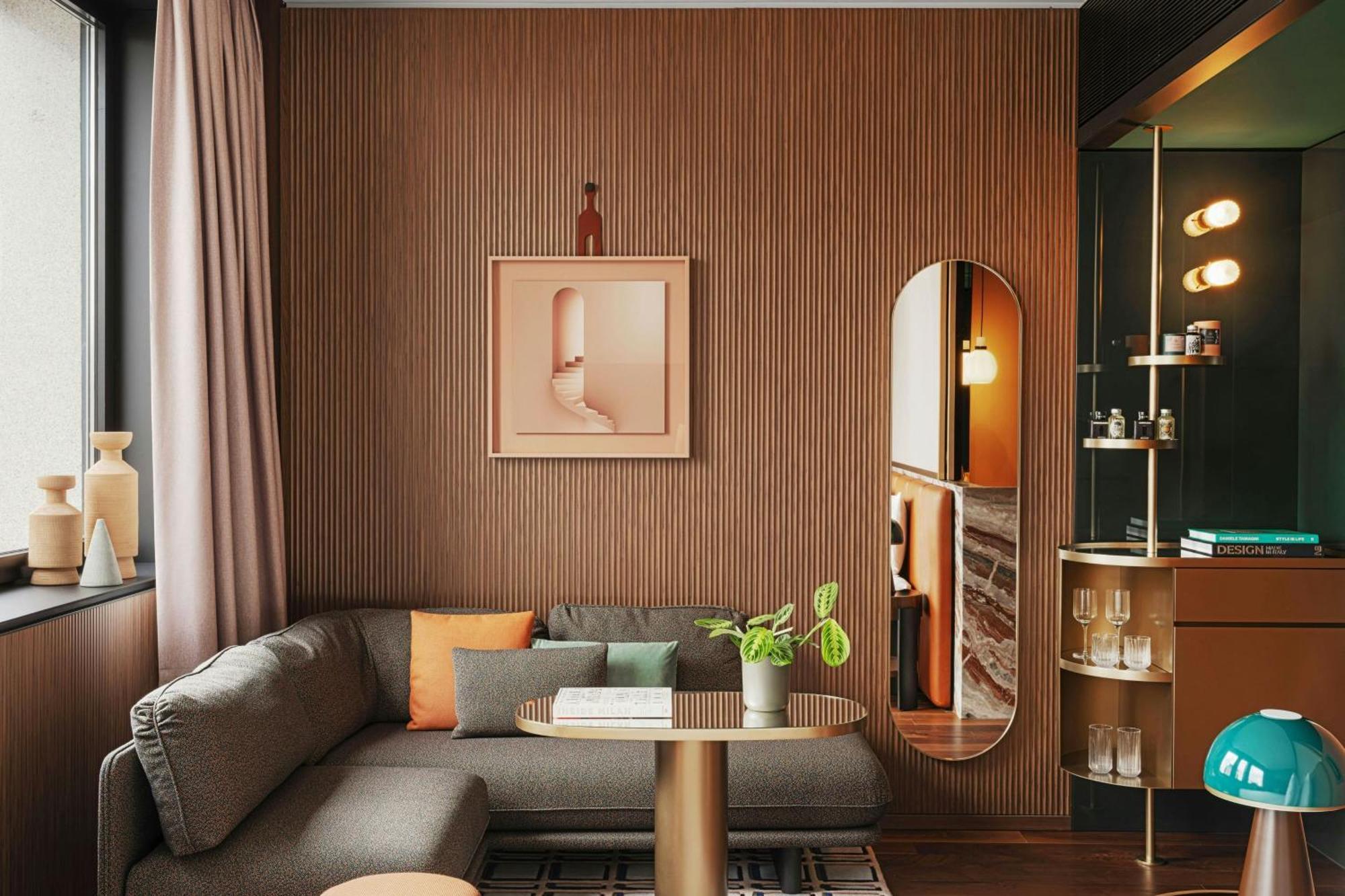 Atelier King Room City View