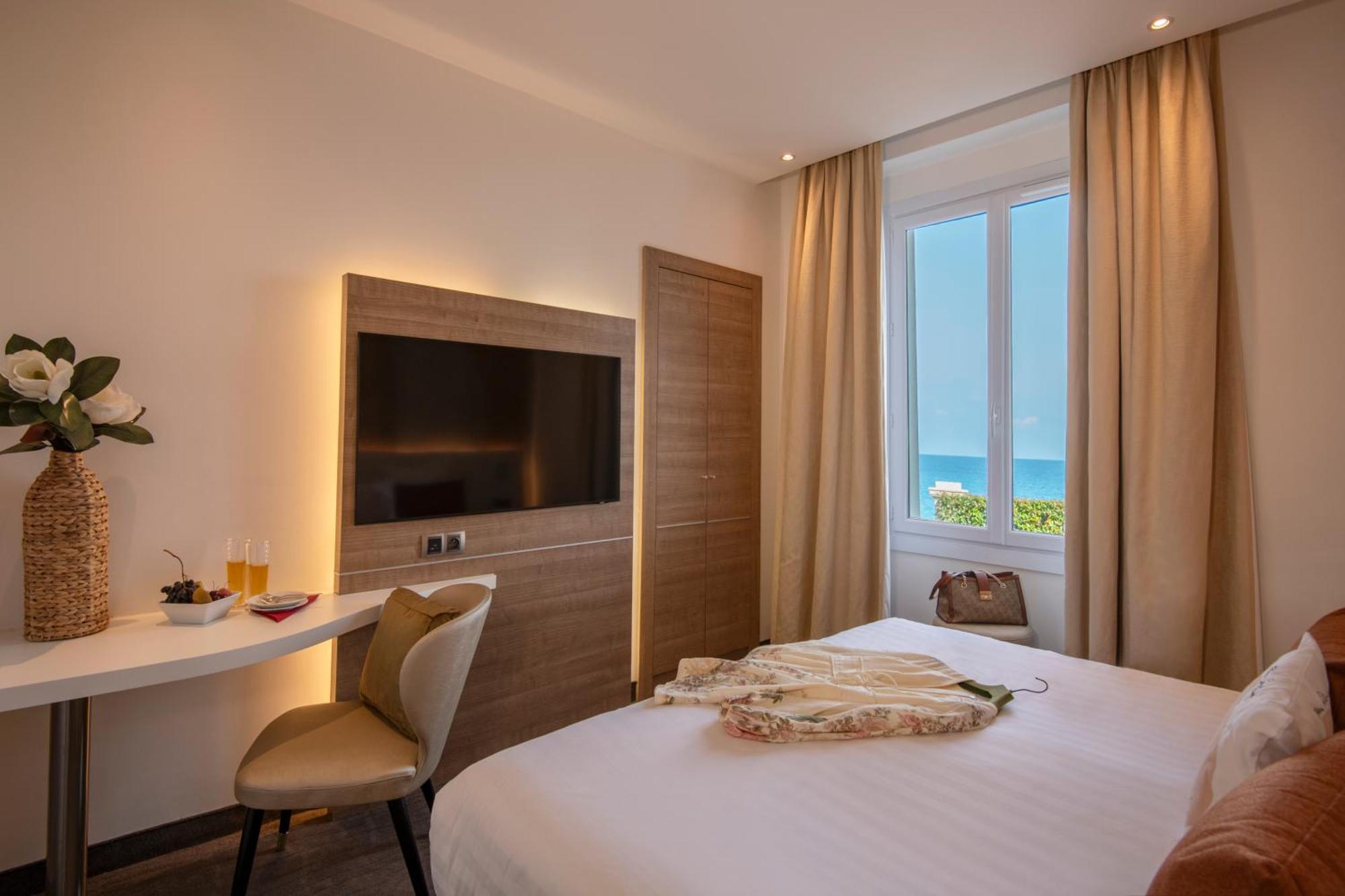 Comfort King Room Sea View Non-Smoking