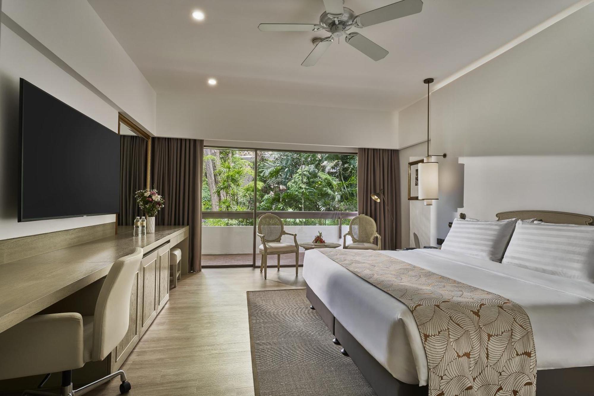 Deluxe Mayfair Room