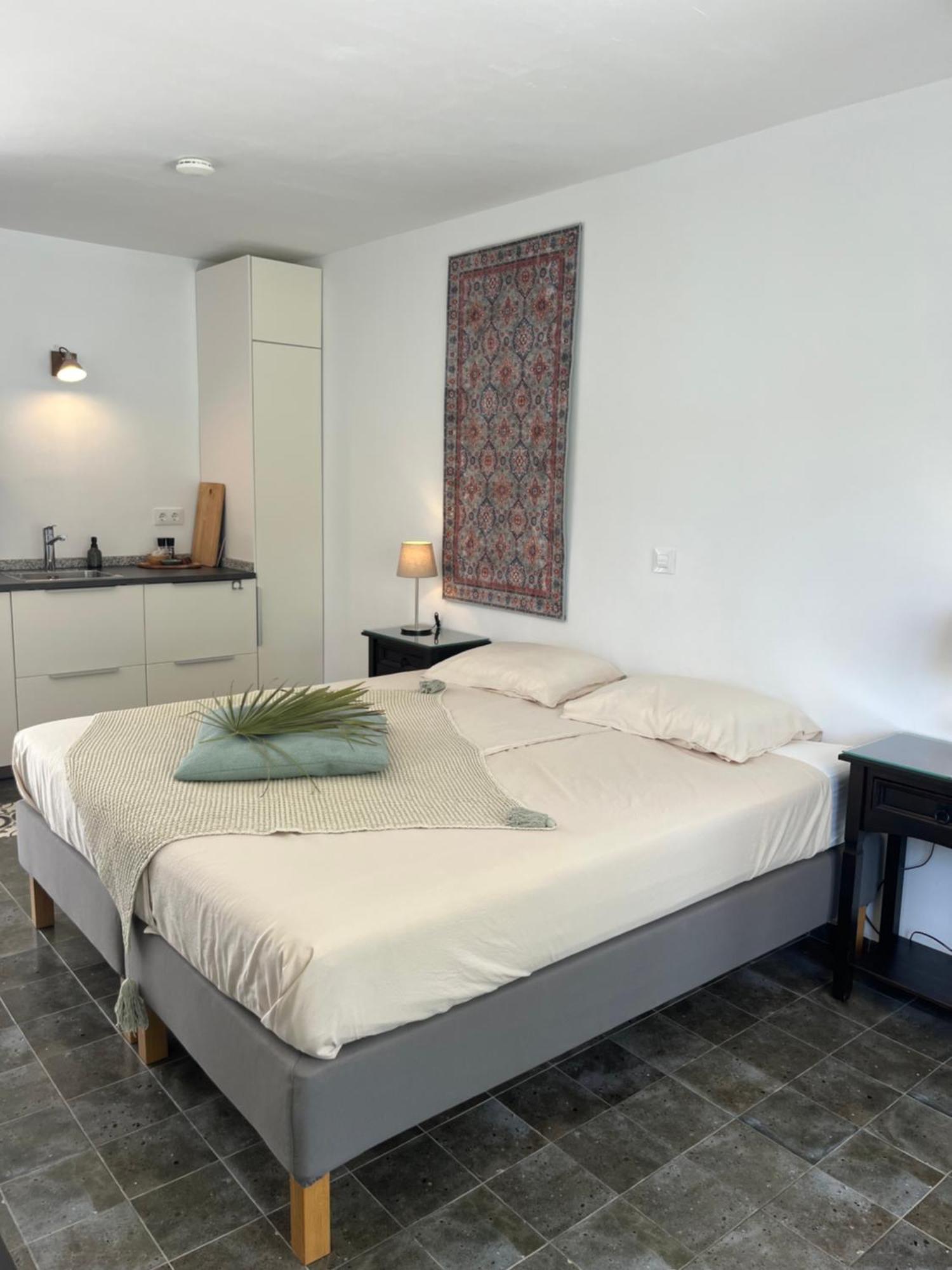 Twin Room Private Bathroom